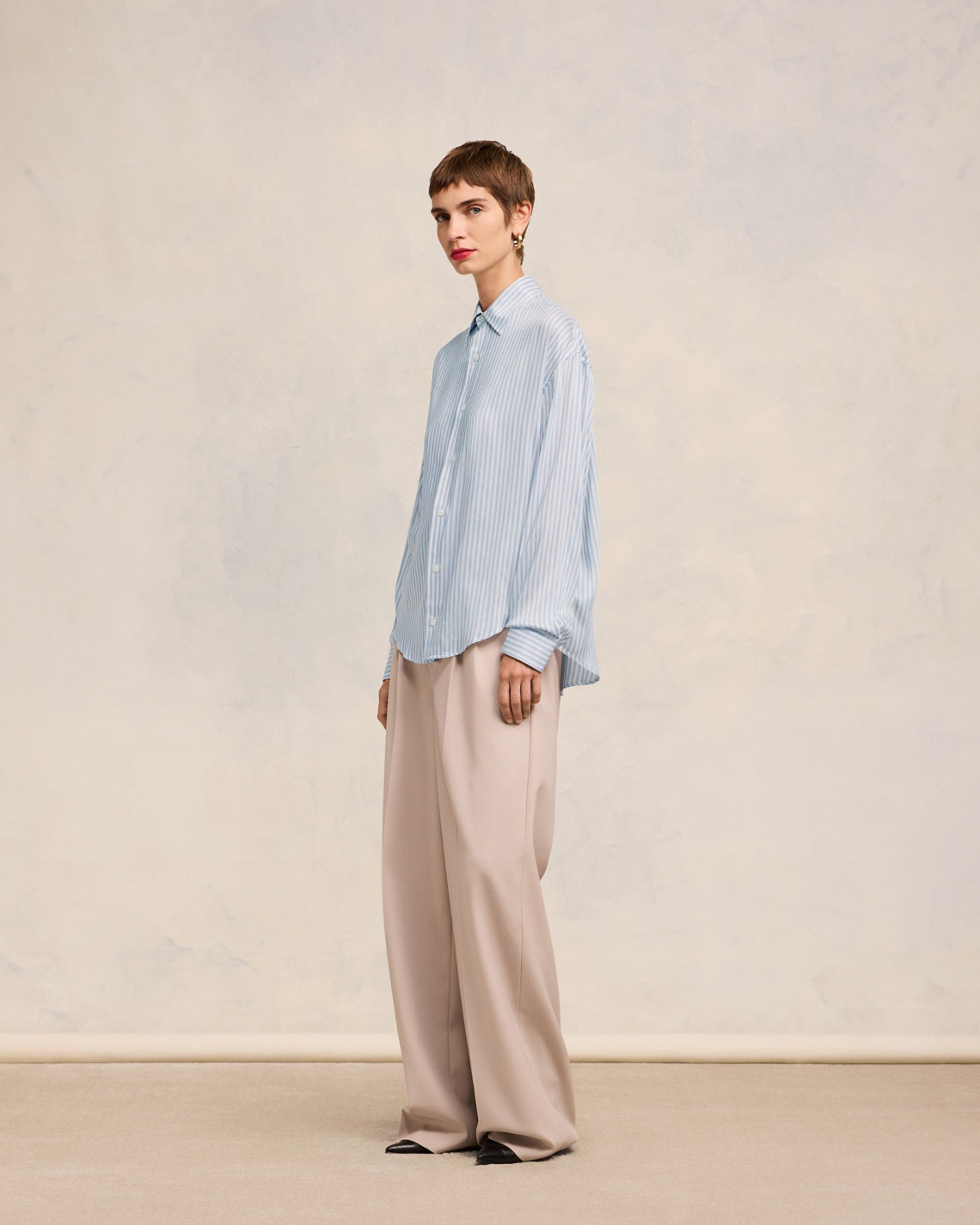 Ami Paris アミパリス ロンT M size Natural White Button-Down Ami De Coeur Shirt | AMI PARIS