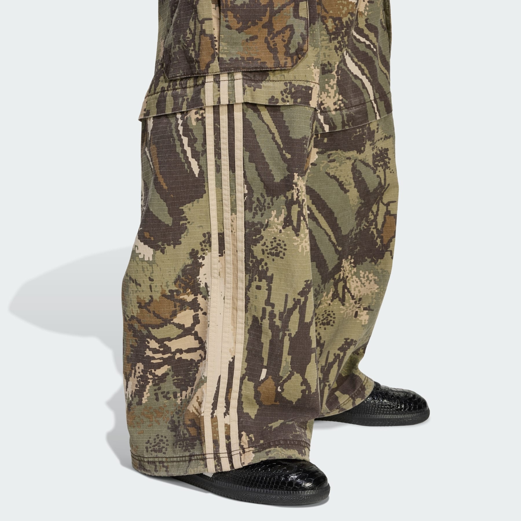 Zip-Off Cargo Pants - 7