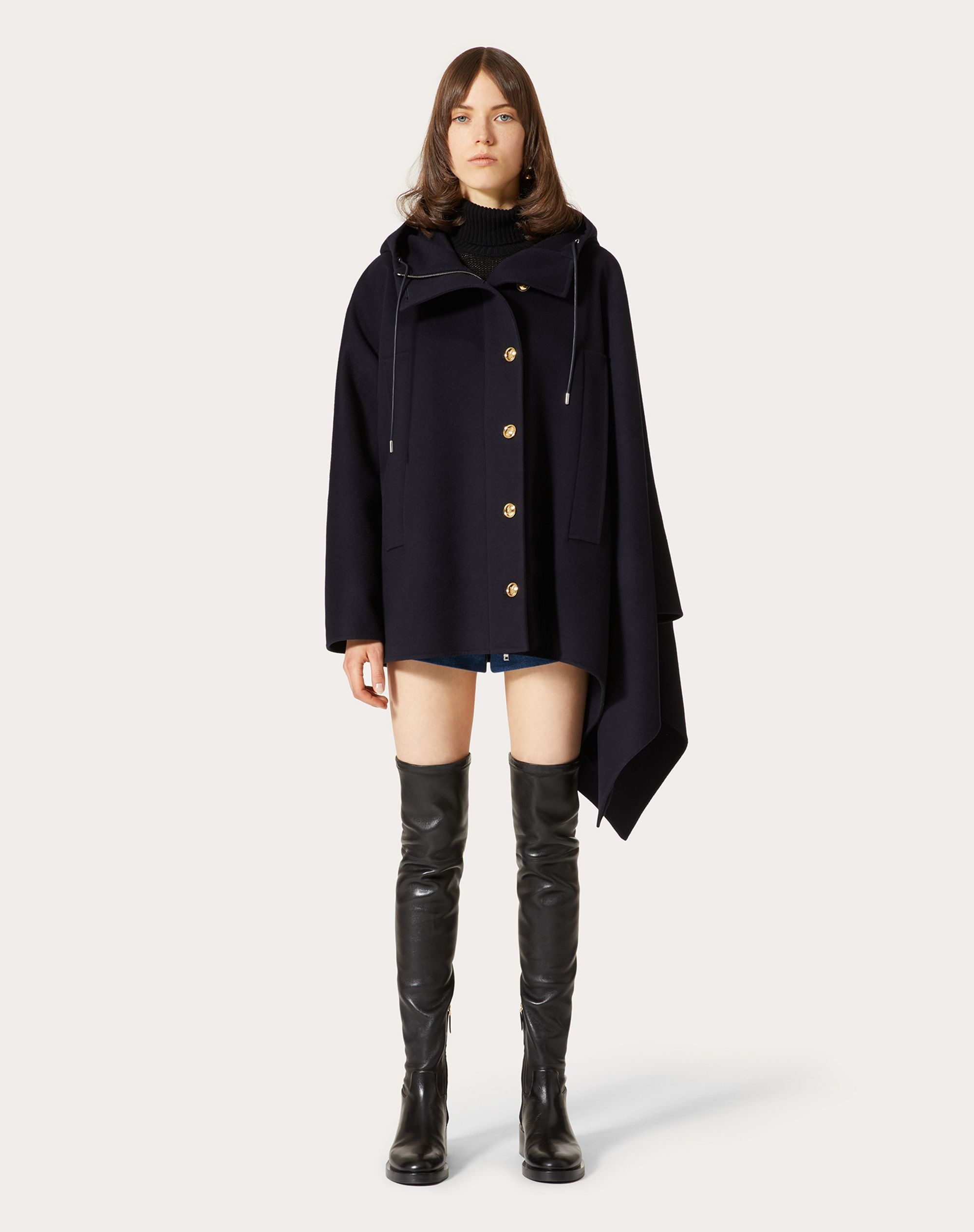 ASYMMETRICAL CAPE IN COMPACT DRAP - 3