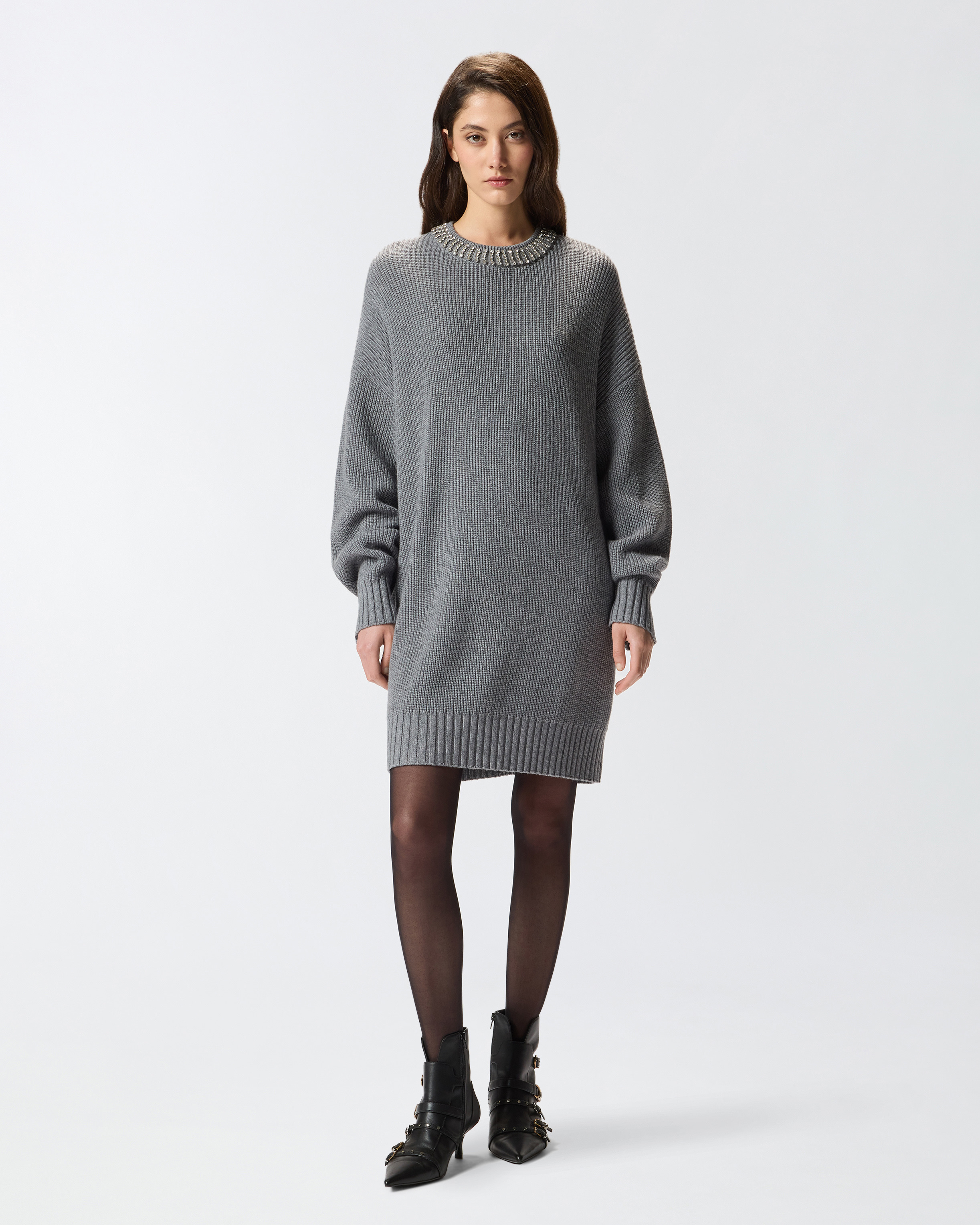 KNIT DRESS WITH RHINESTONE-DETAILED NECK - 2