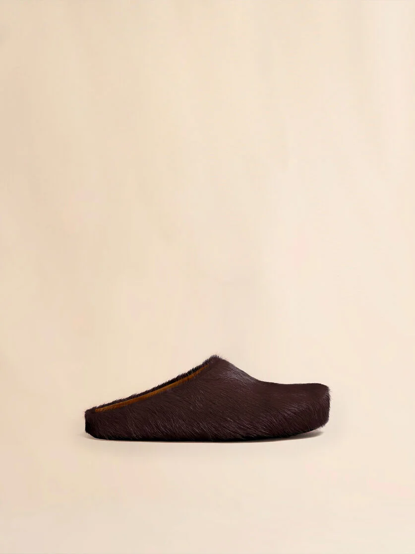 BROWN LONG HAIRCALFSKIN FUSSBETT SABOT - 1