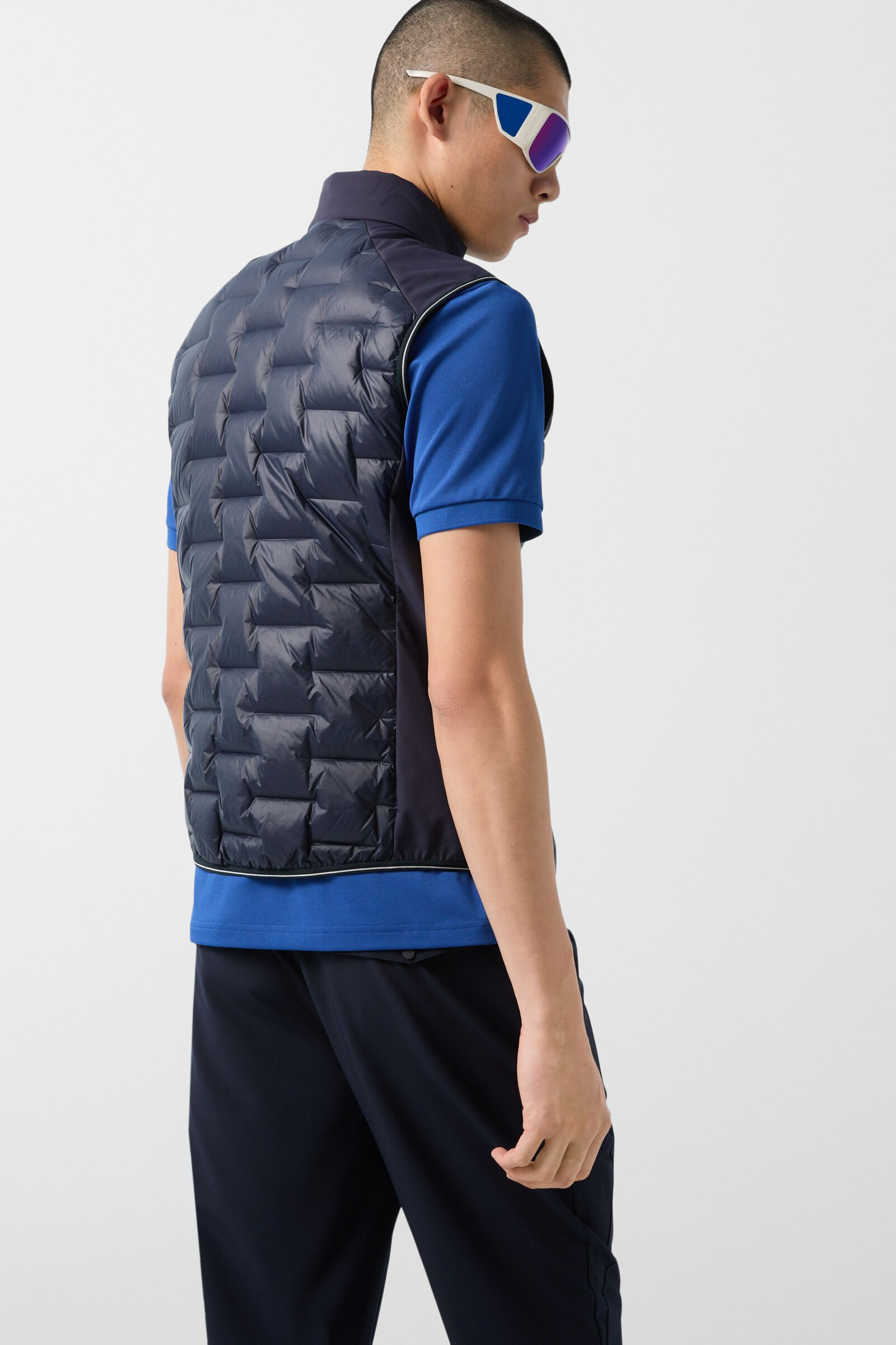 Dallin lightweight down vest in Navy blue - 3