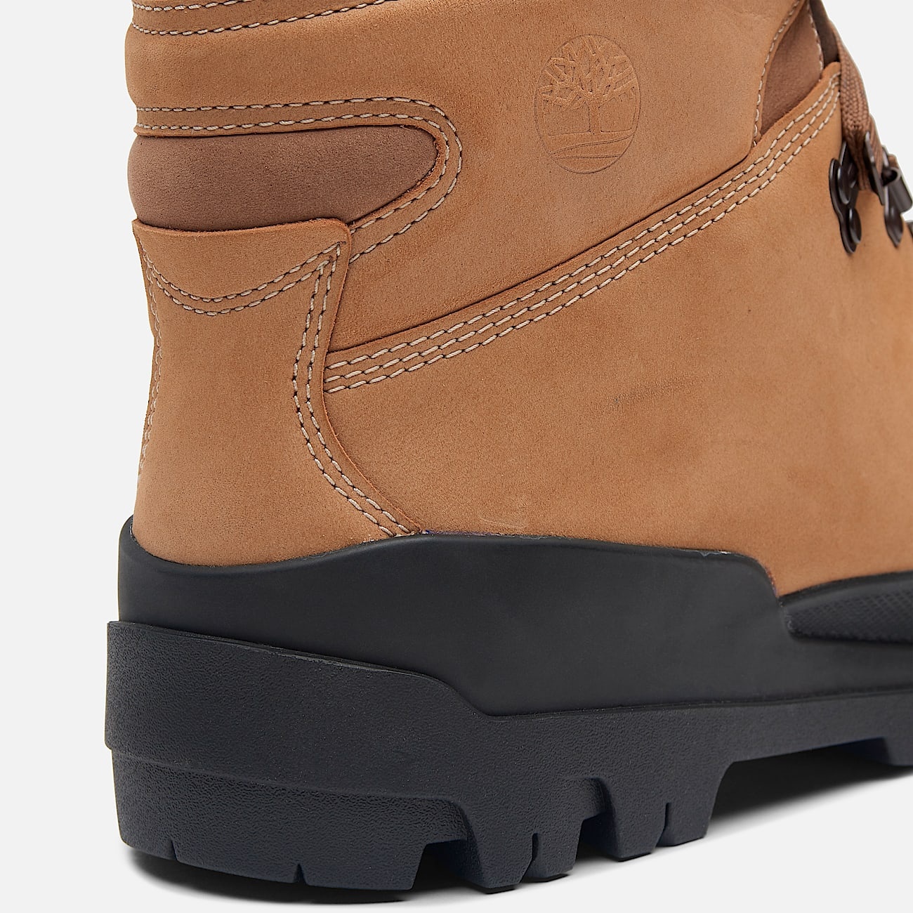 Men’s World Hiker Mid Lace-Up Waterproof Boot - 8