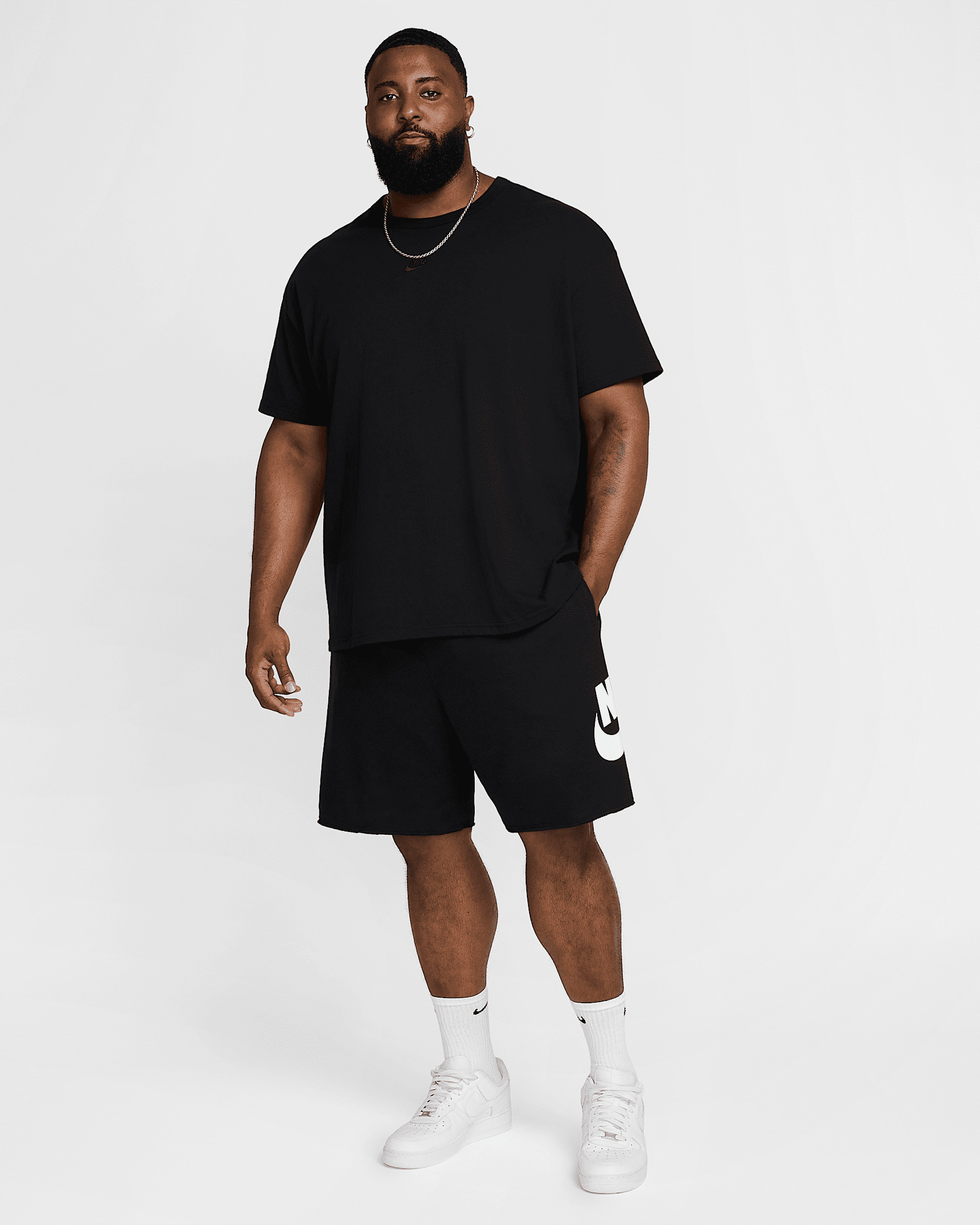 Nike Club Men's French Terry Alumni Shorts - 13