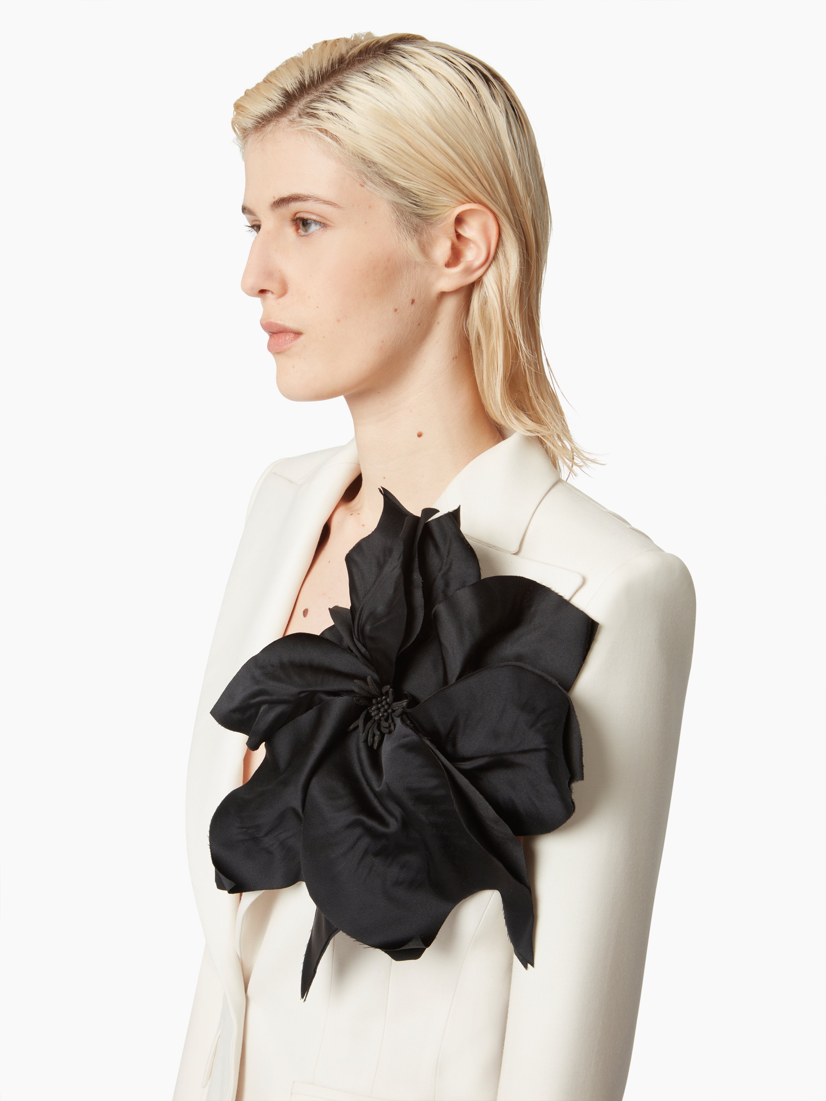 PAVOT FLOWER PIN - 3