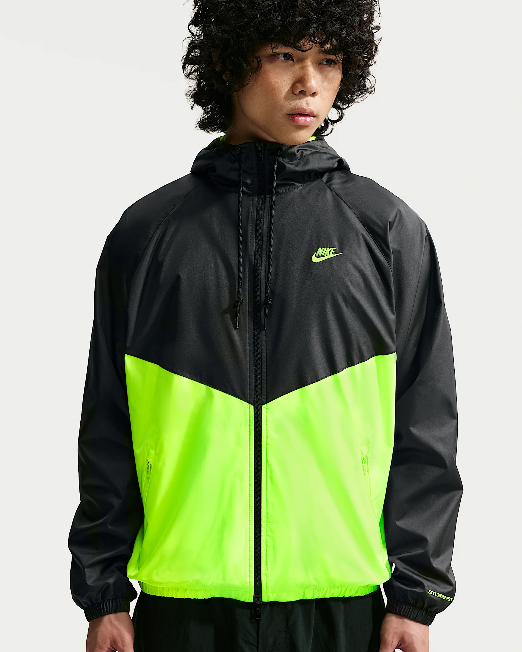 Nike Windrunner Men's Lined Jacket - 1