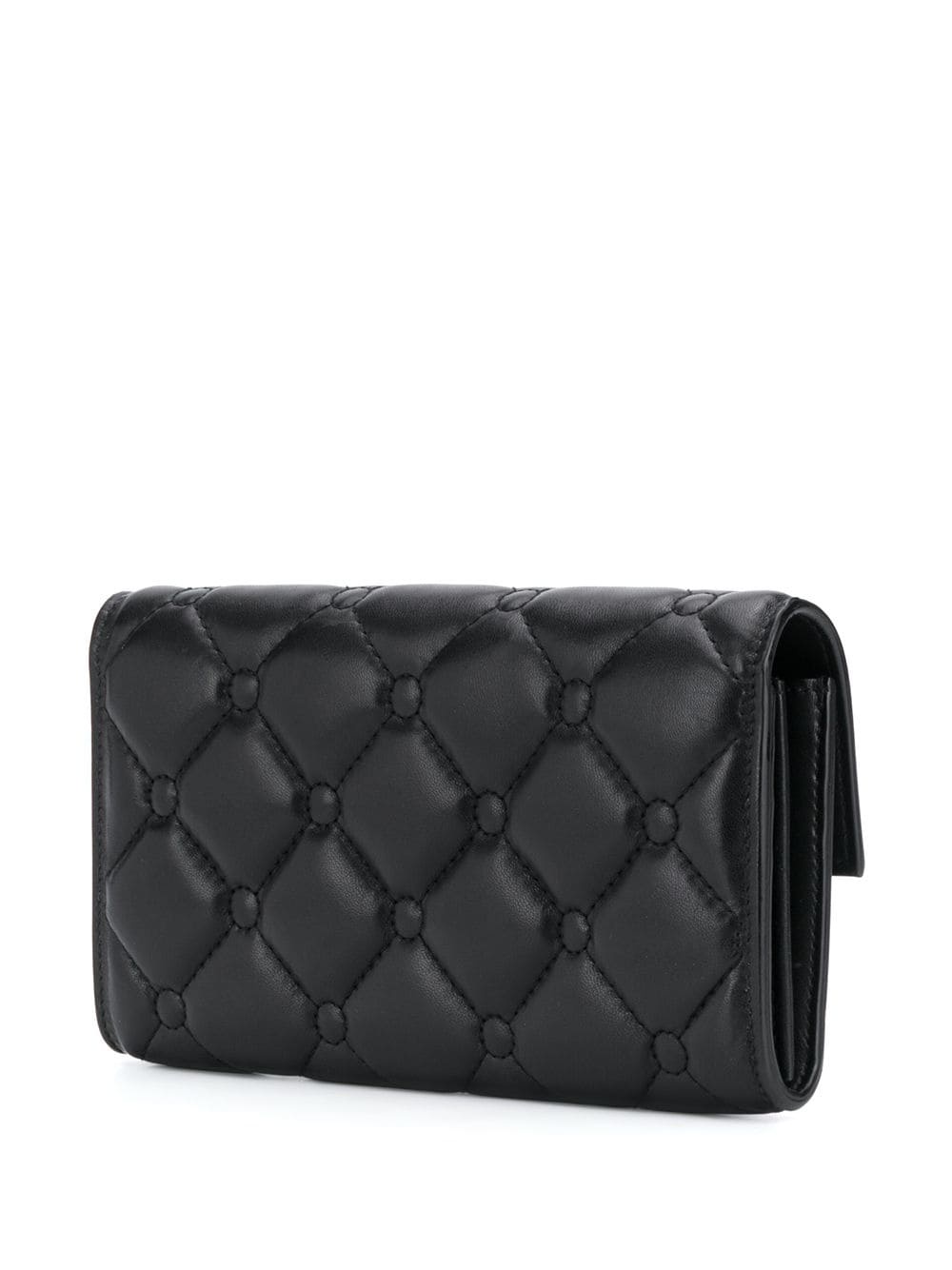 B logo quilted clutch - 3