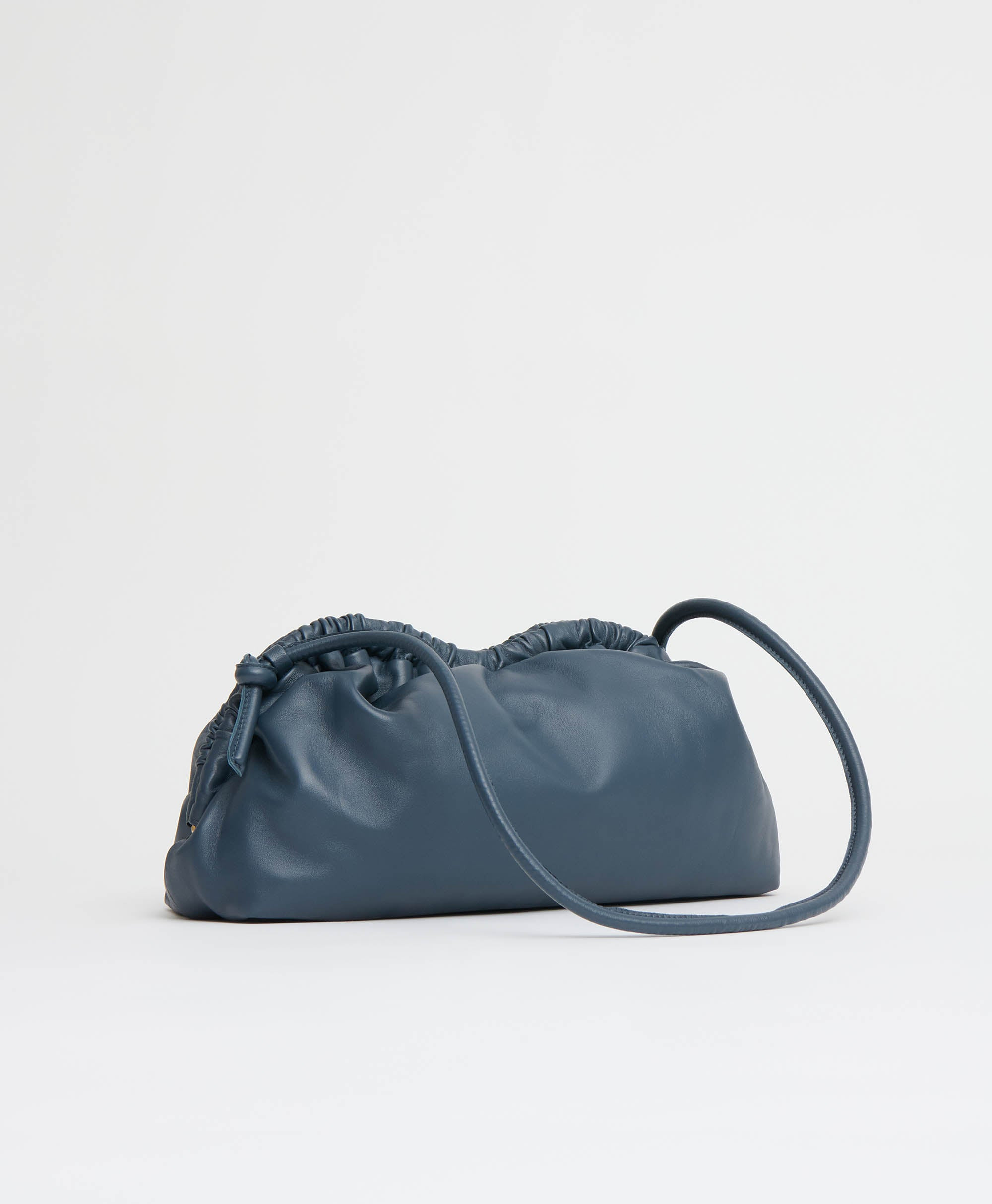 OVERSIZED CLOUD CLUTCH - 6