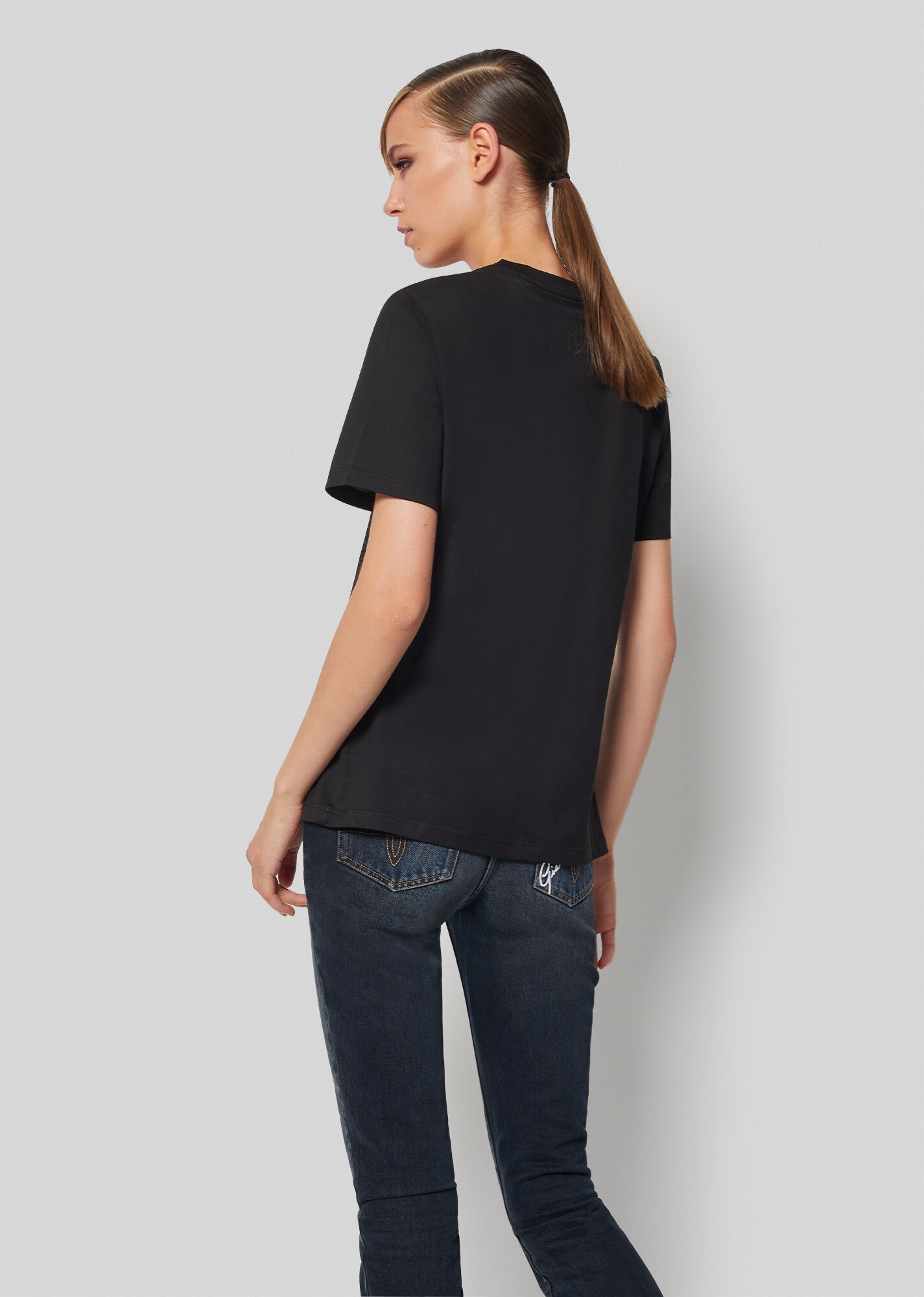 Embroidered GV Signature T-Shirt - 3