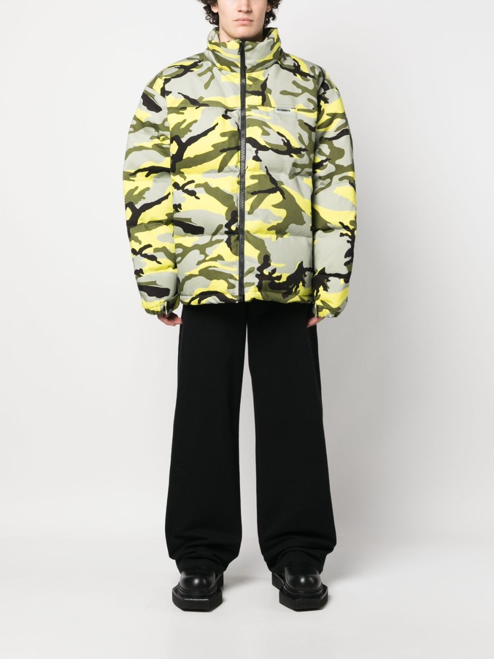 camouflage-print padded jacket - 4