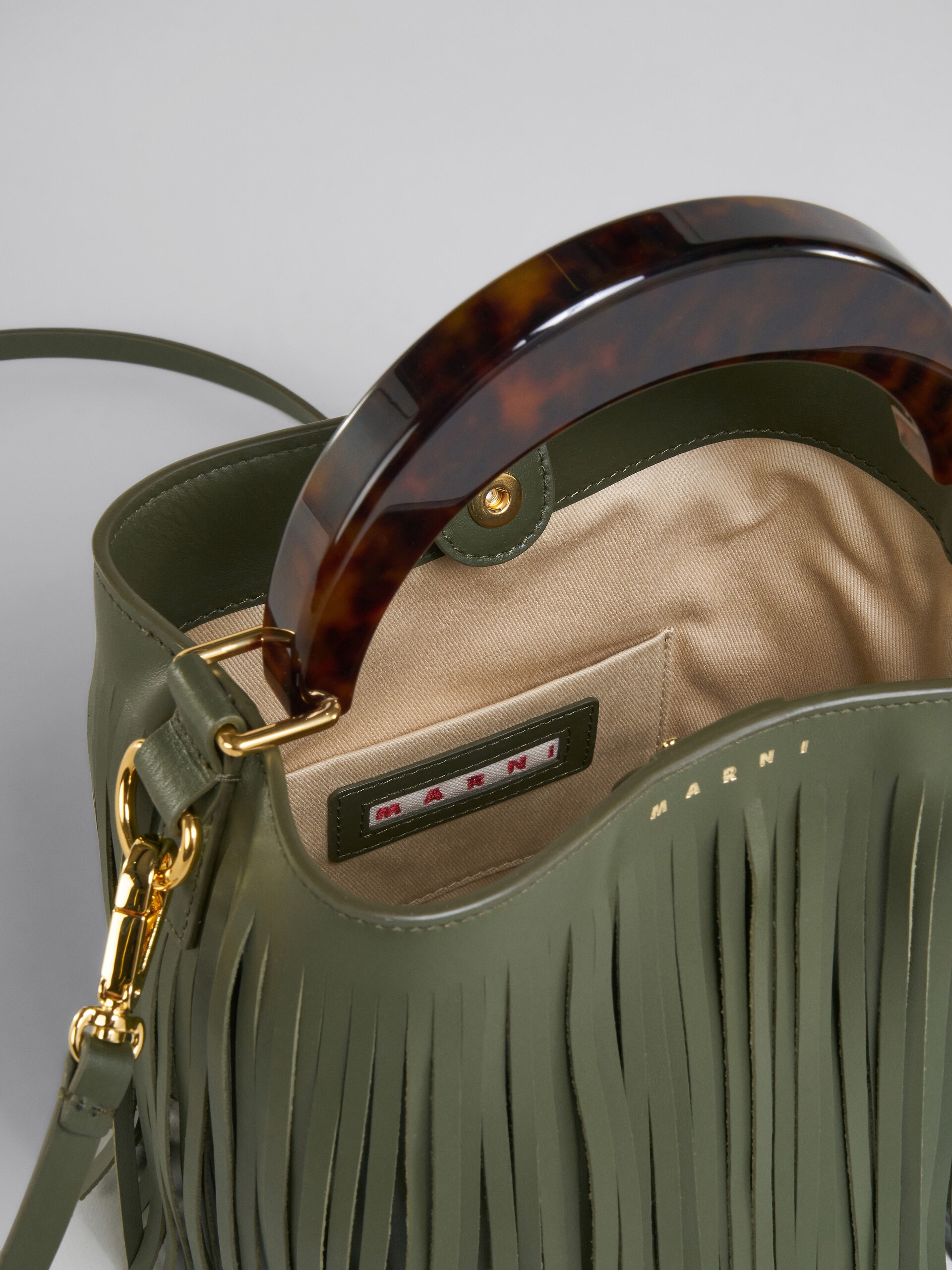 VENICE SMALL BUCKET IN GREEN LEATHER WITH FRINGES - 4