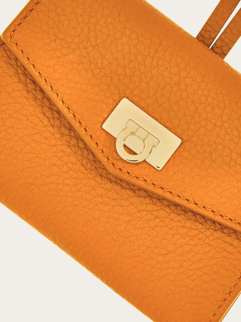 Card holder charm 5