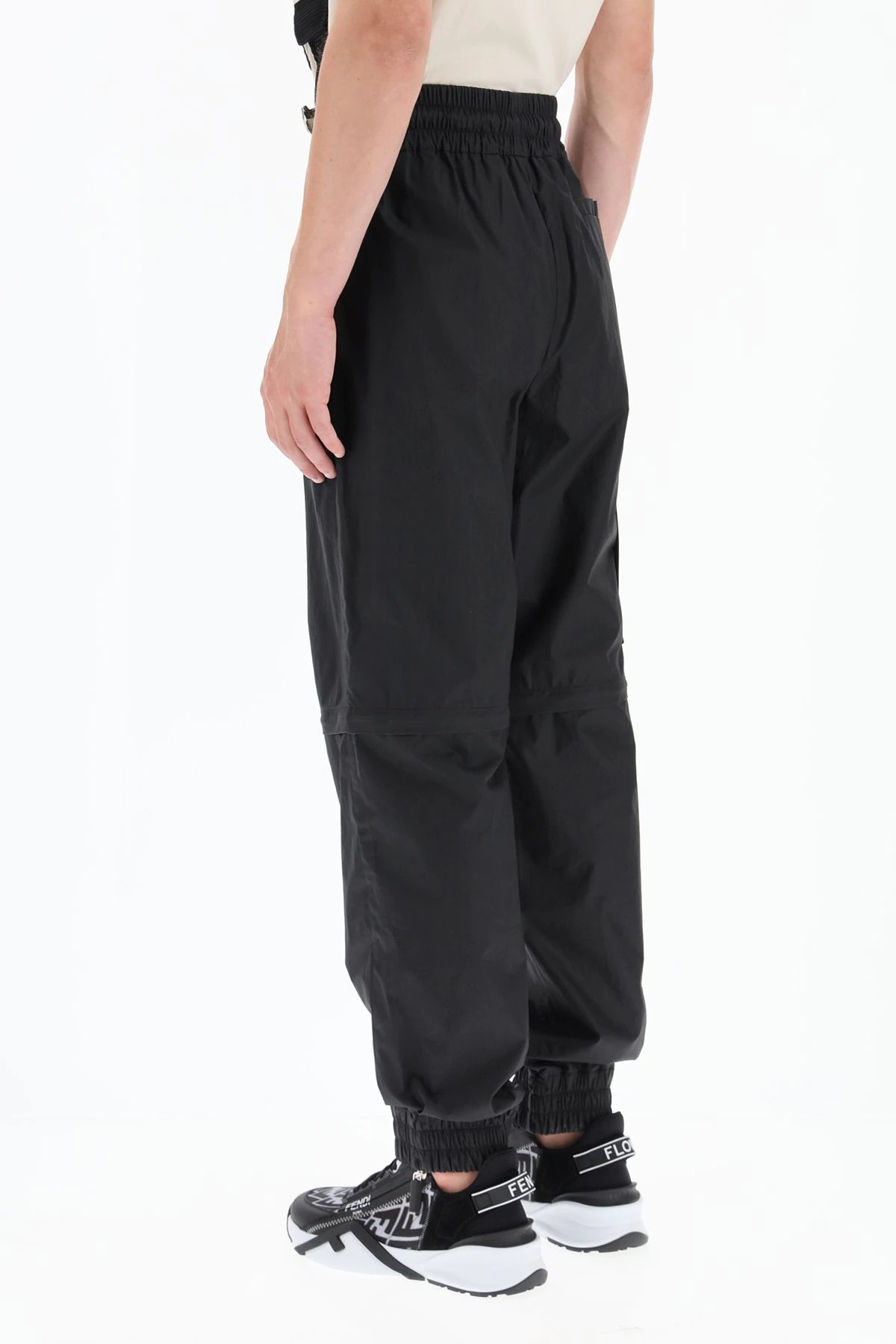 JOGGING TROUSERS WITH MESH POCKET - 4