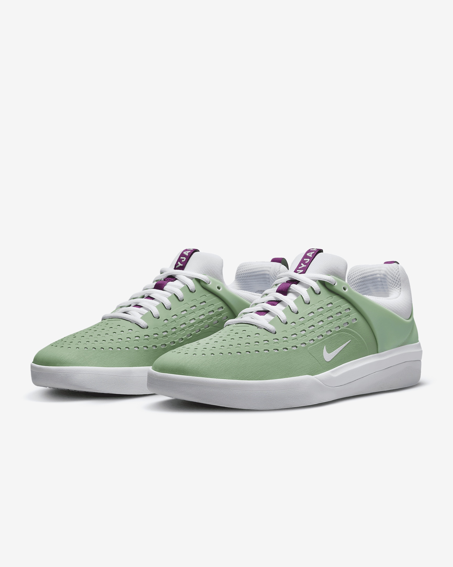 Nike SB Nyjah 3 Skate Shoes - 5