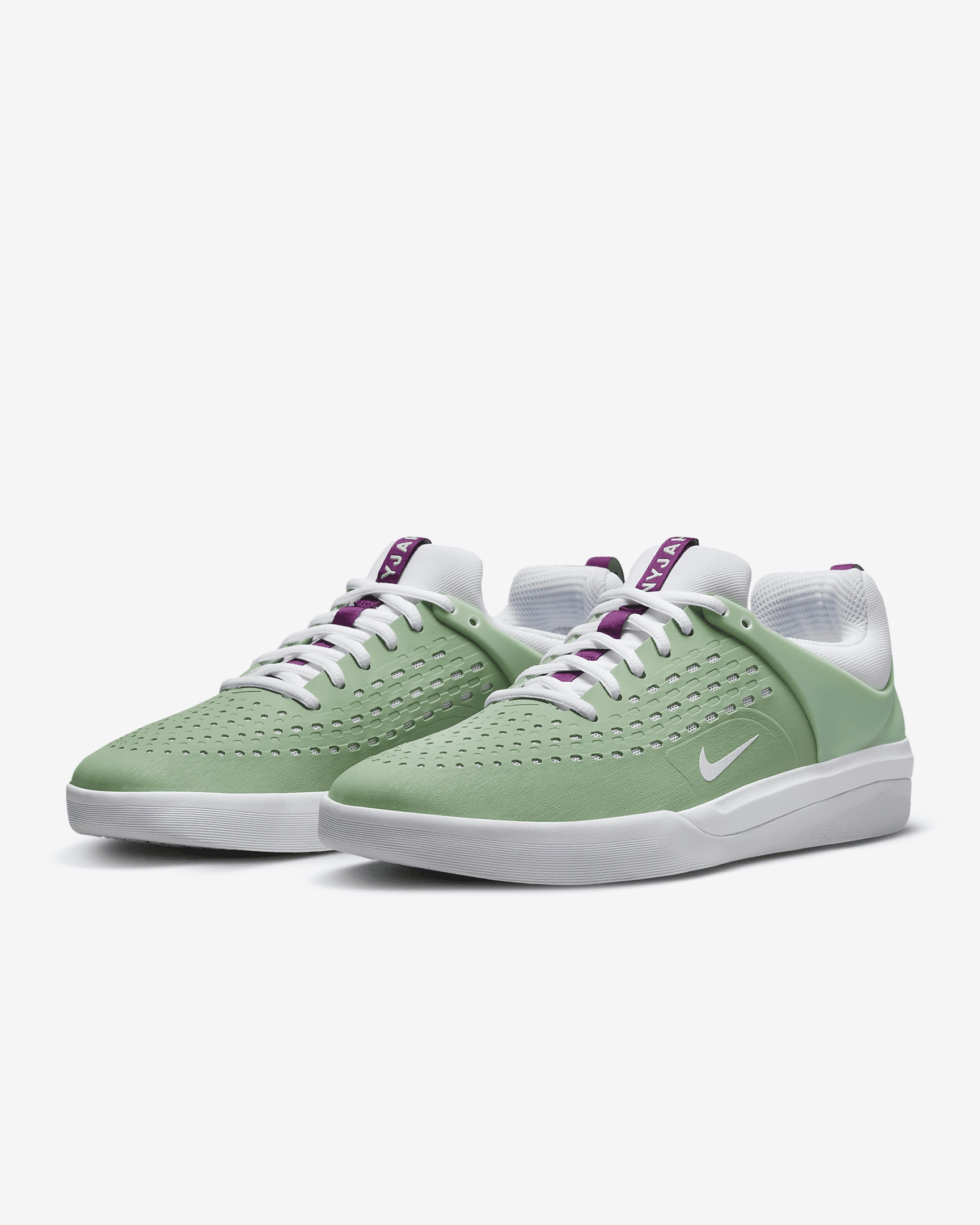 Men's Nike SB Nyjah 3 Skate Shoes - 5