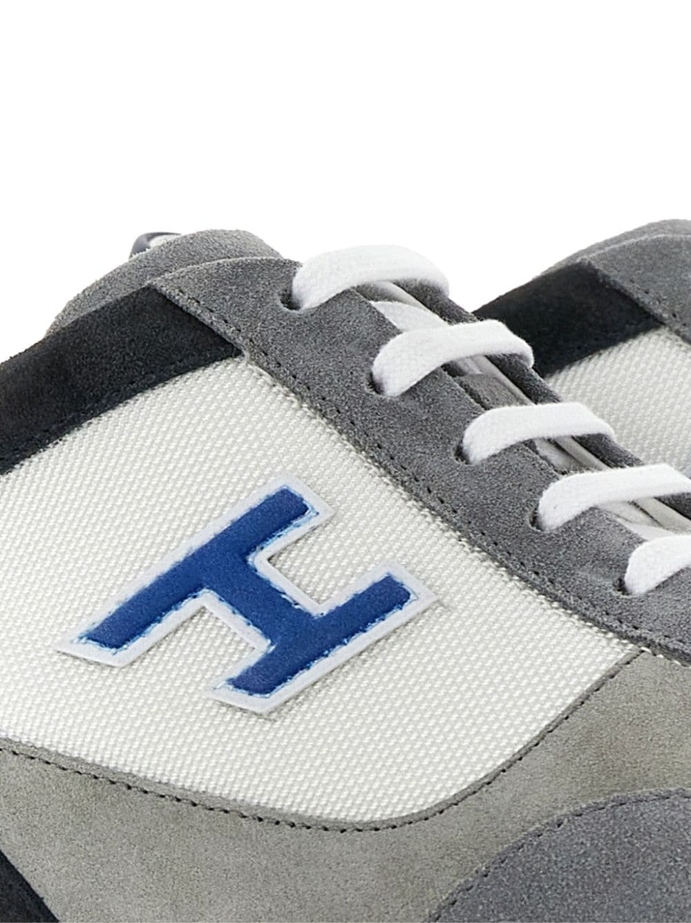Interactive low-top sneakers - 6