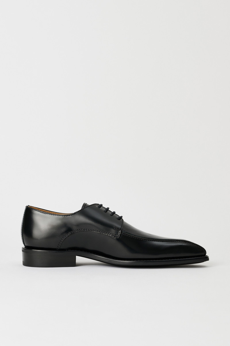 Railway Shoe Glazed Black Leather 4