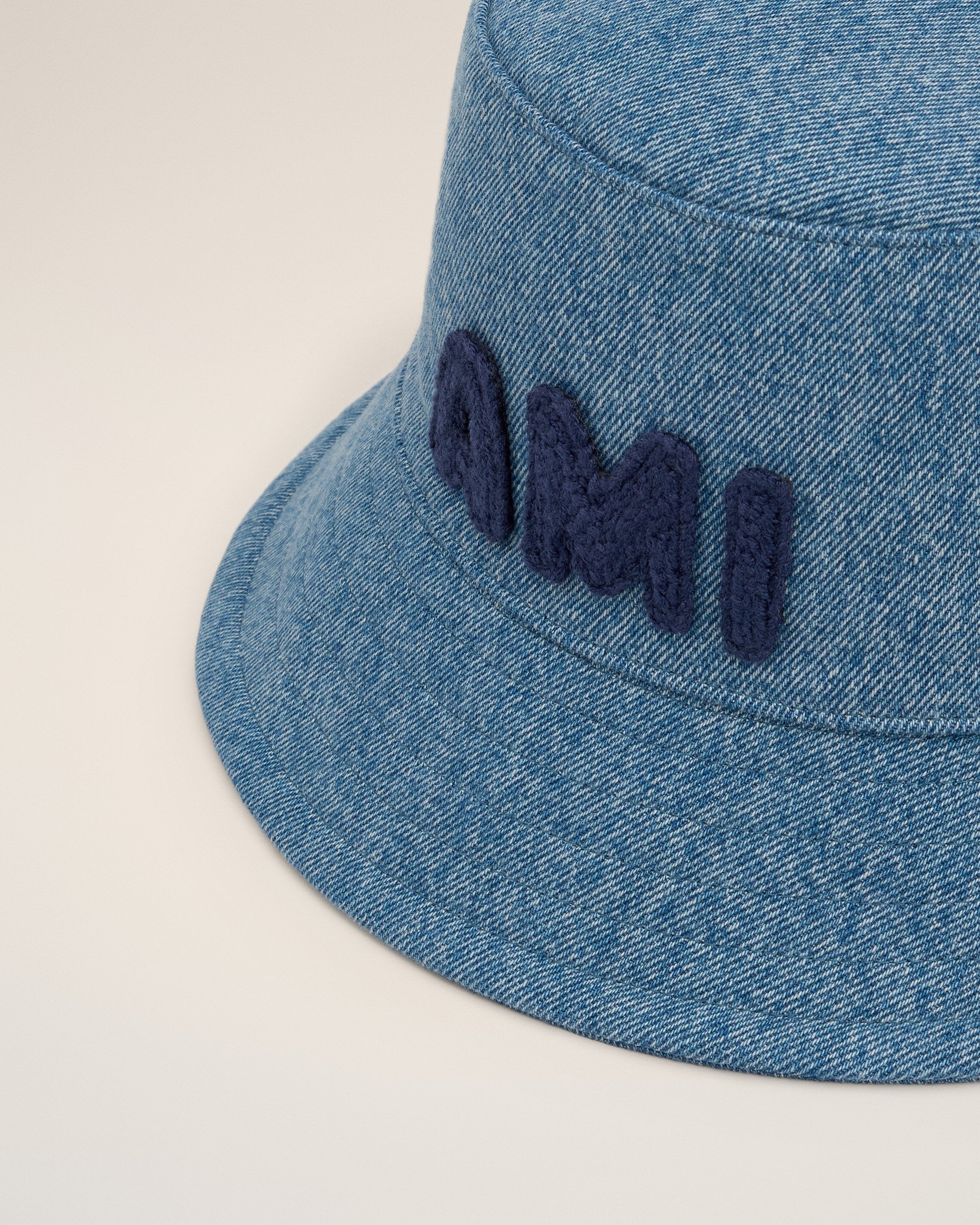 BLUE COTTON AMI PARIS PATCH BUCKET HAT - 3