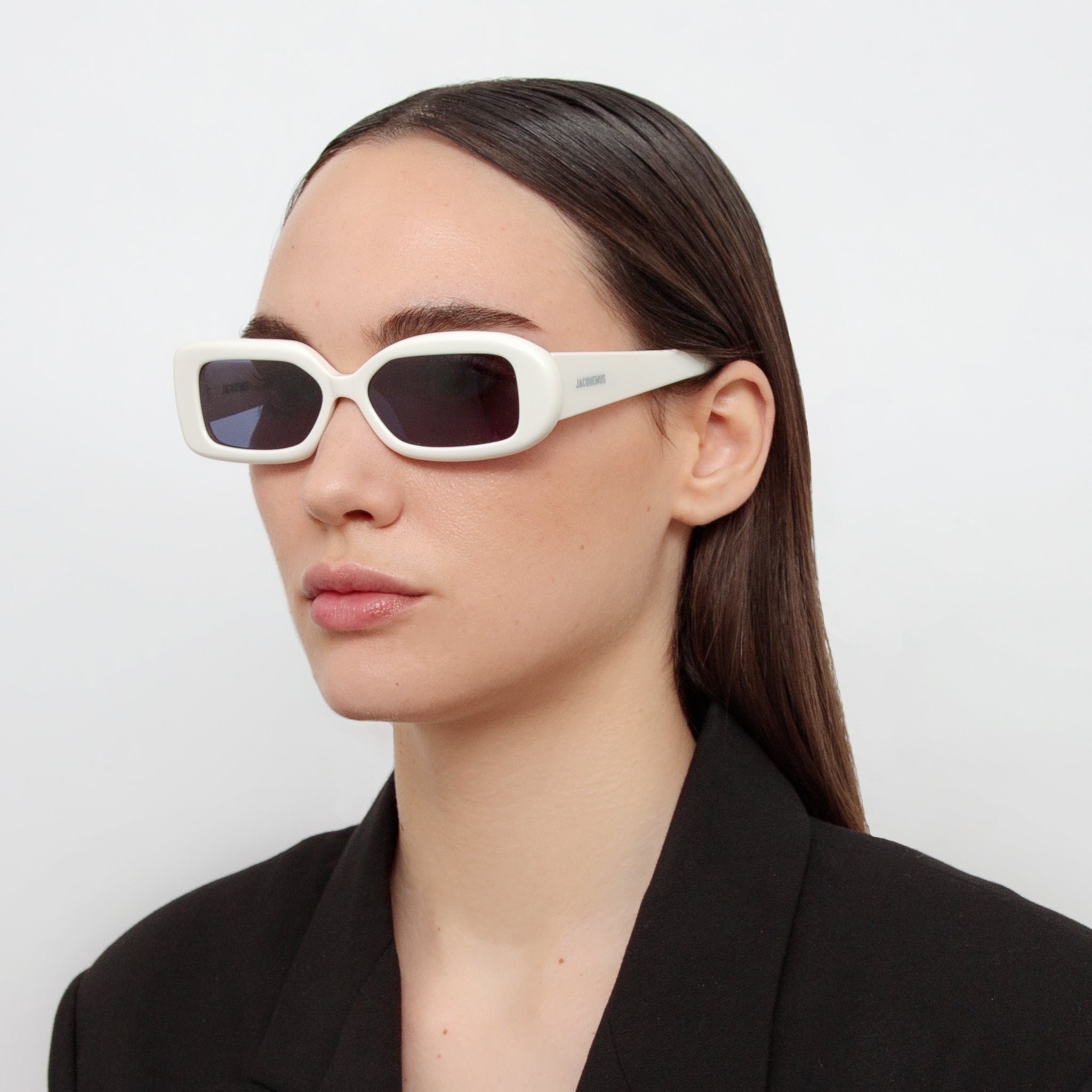 Rond Rectangular Sunglasses in White - 2