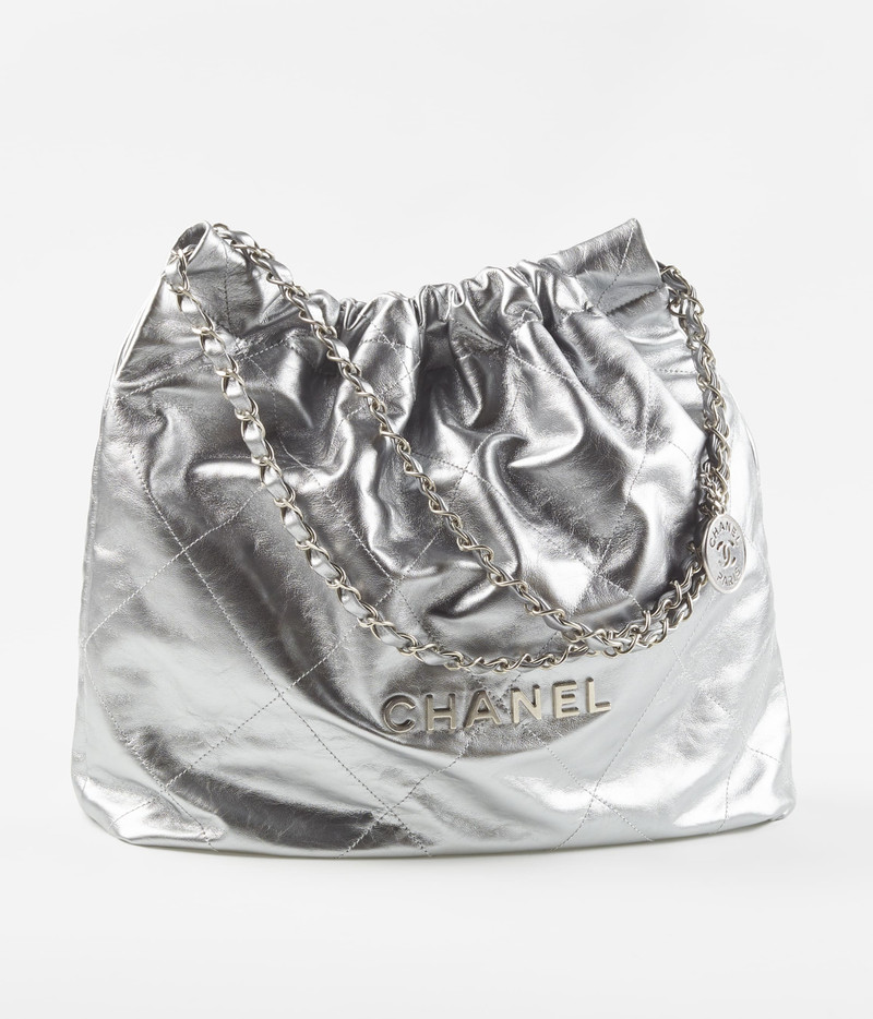 CHANEL CHANEL 22 Handbag outlook