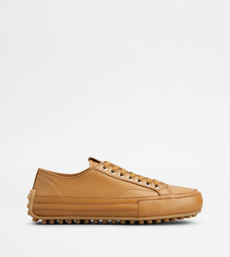 SNEAKERS IN LEATHER - BROWN 1