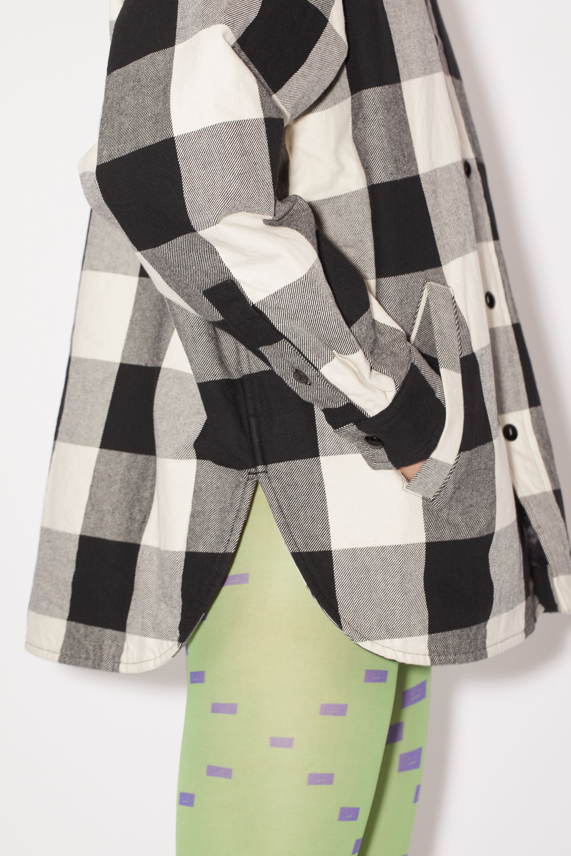 Check padded overshirt - Black/white - 5