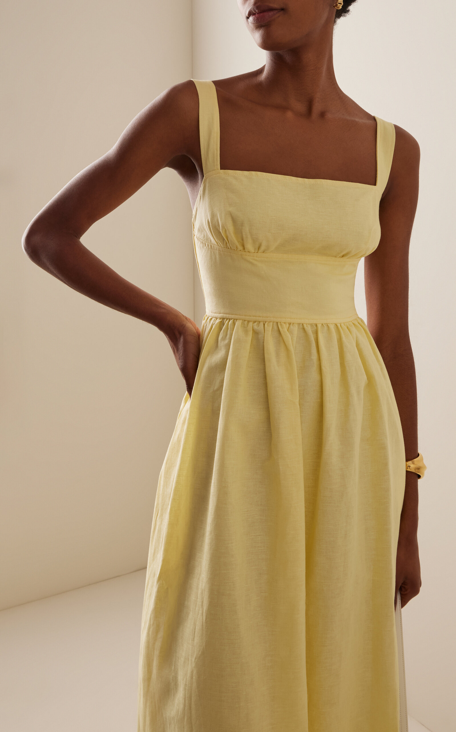 Exclusive Crossback Linen-Cotton Maxi Dress yellow - 3