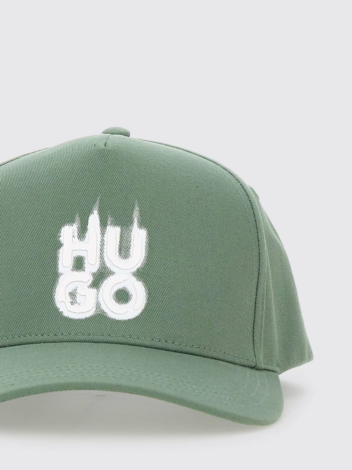 Hat men Hugo - 2