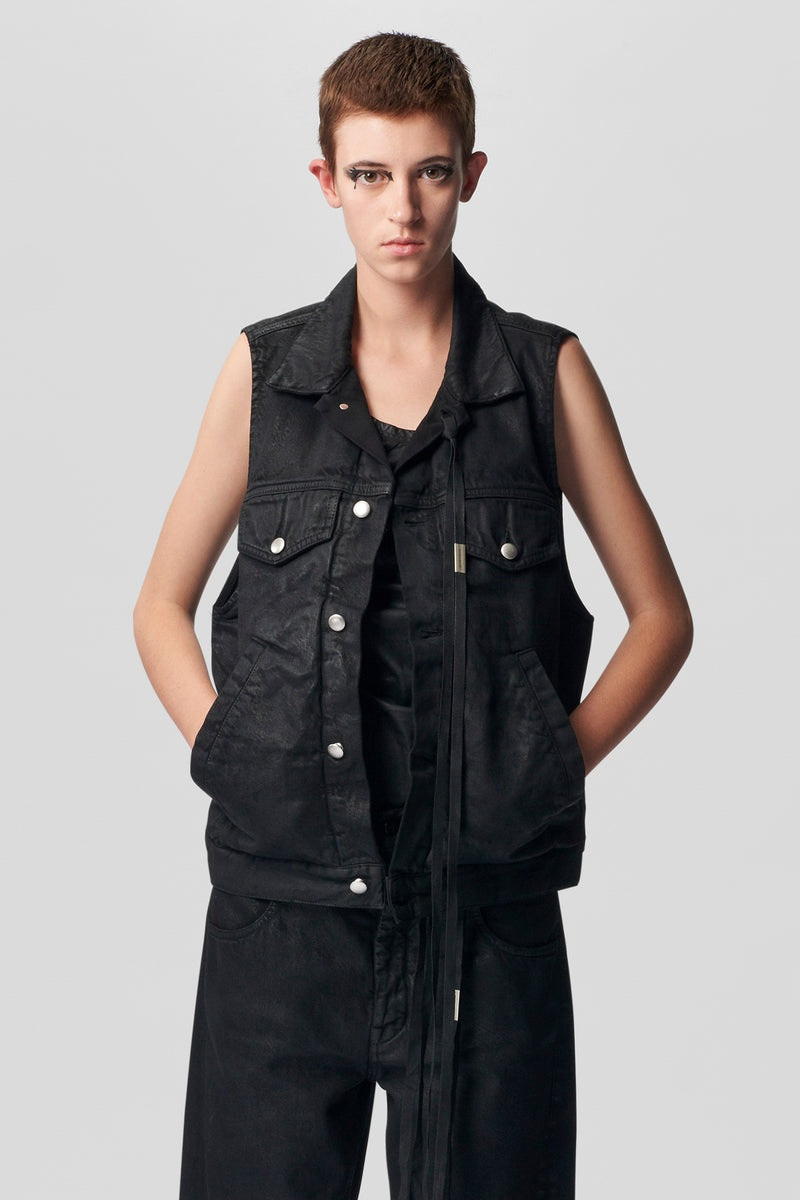 Juliette 5-Pockets High Comfort Sleeveless Jacket 1
