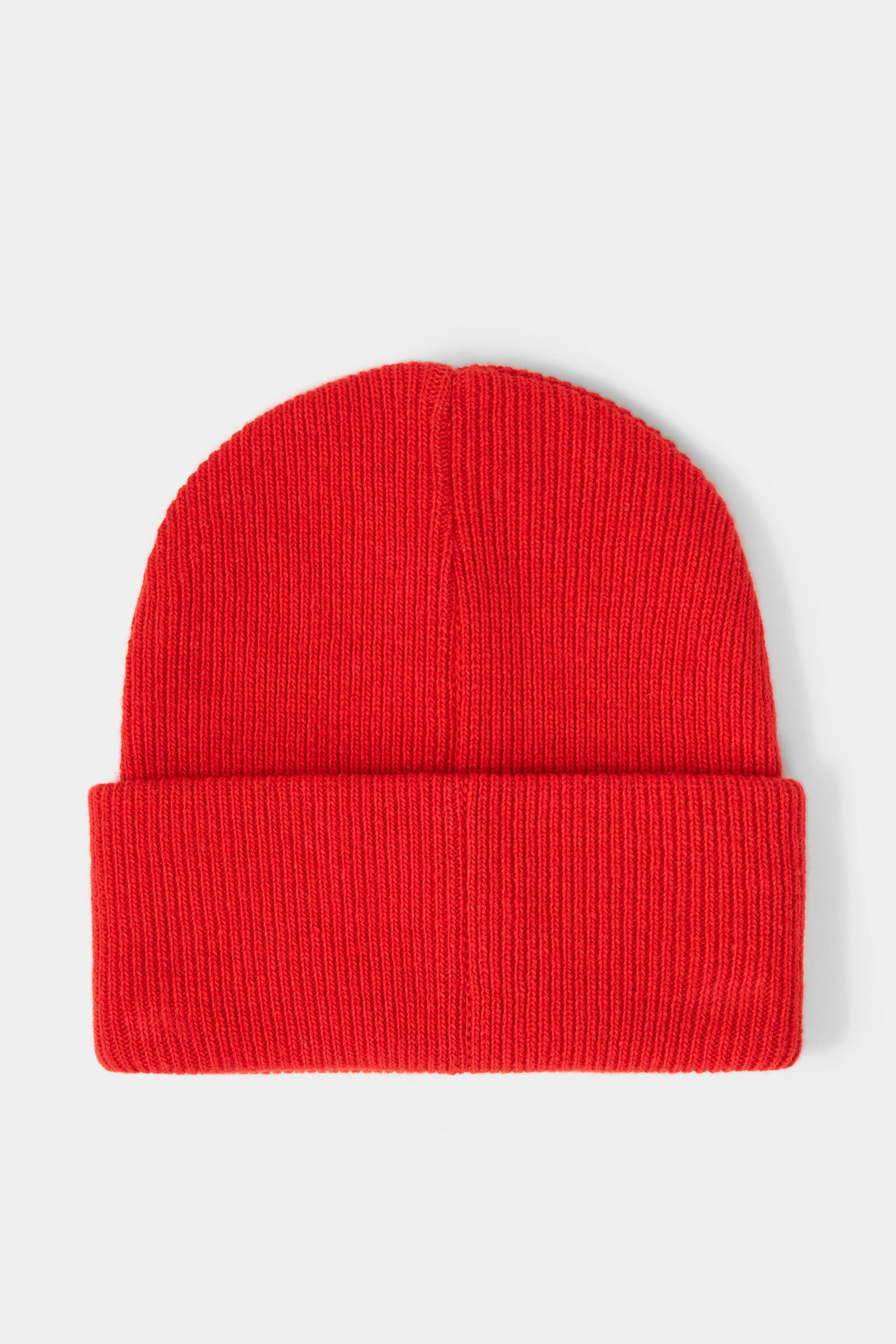 Gustav Beanie in Red - 2