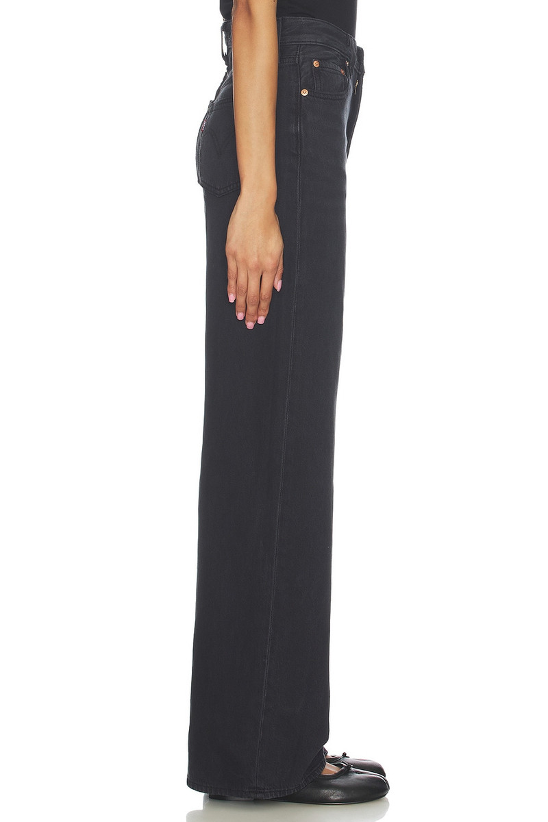 Levi's Ribcage Wide Leg outlook