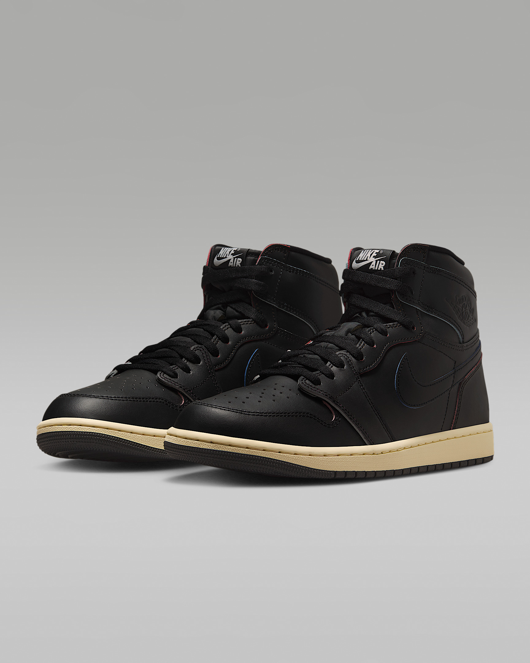 Air Jordan 1 Retro High OG Men's Shoes - 5