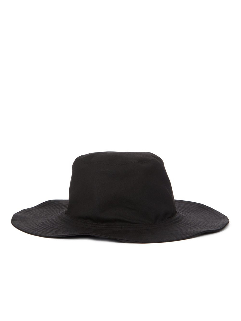 HAT 3