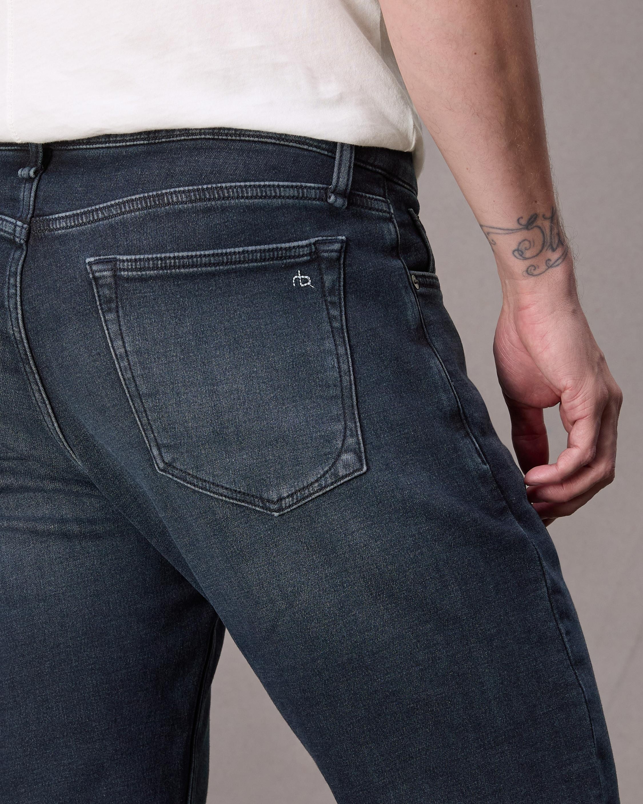 Fit 3 Athletic Fit Jean
Stride Denim - 6