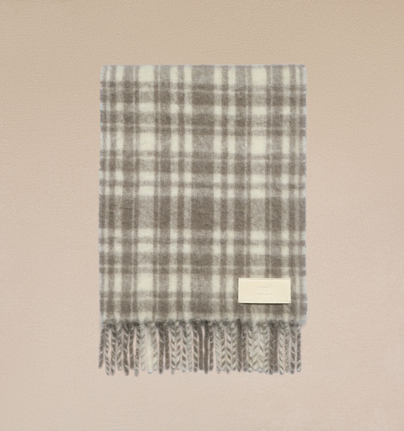 Oversize Checkered Ami Scarf 3
