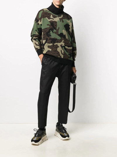 Moschino logo camouflage intarsia jumper outlook