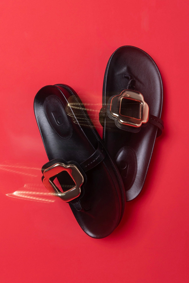 Larroudé Margherita Sport Sandal Black Leather outlook