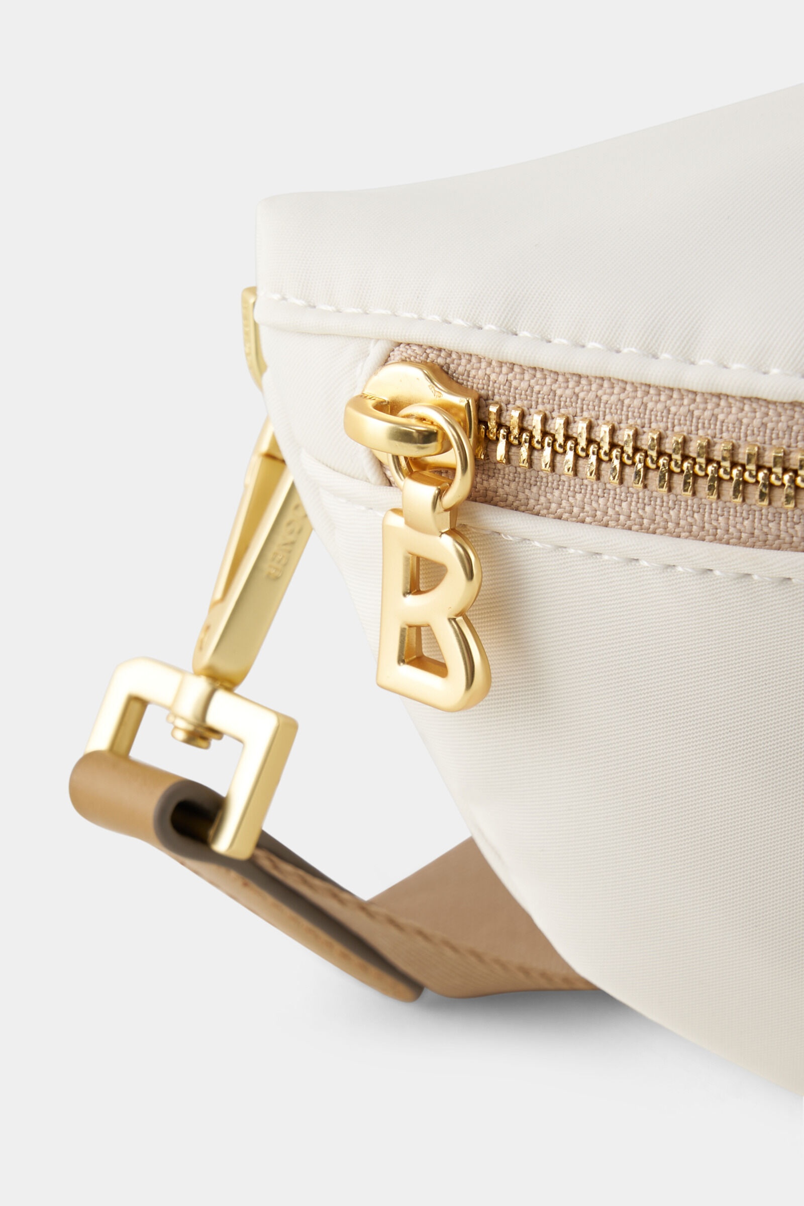 Klosters Neve Sina Belt bag in Off-white - 5