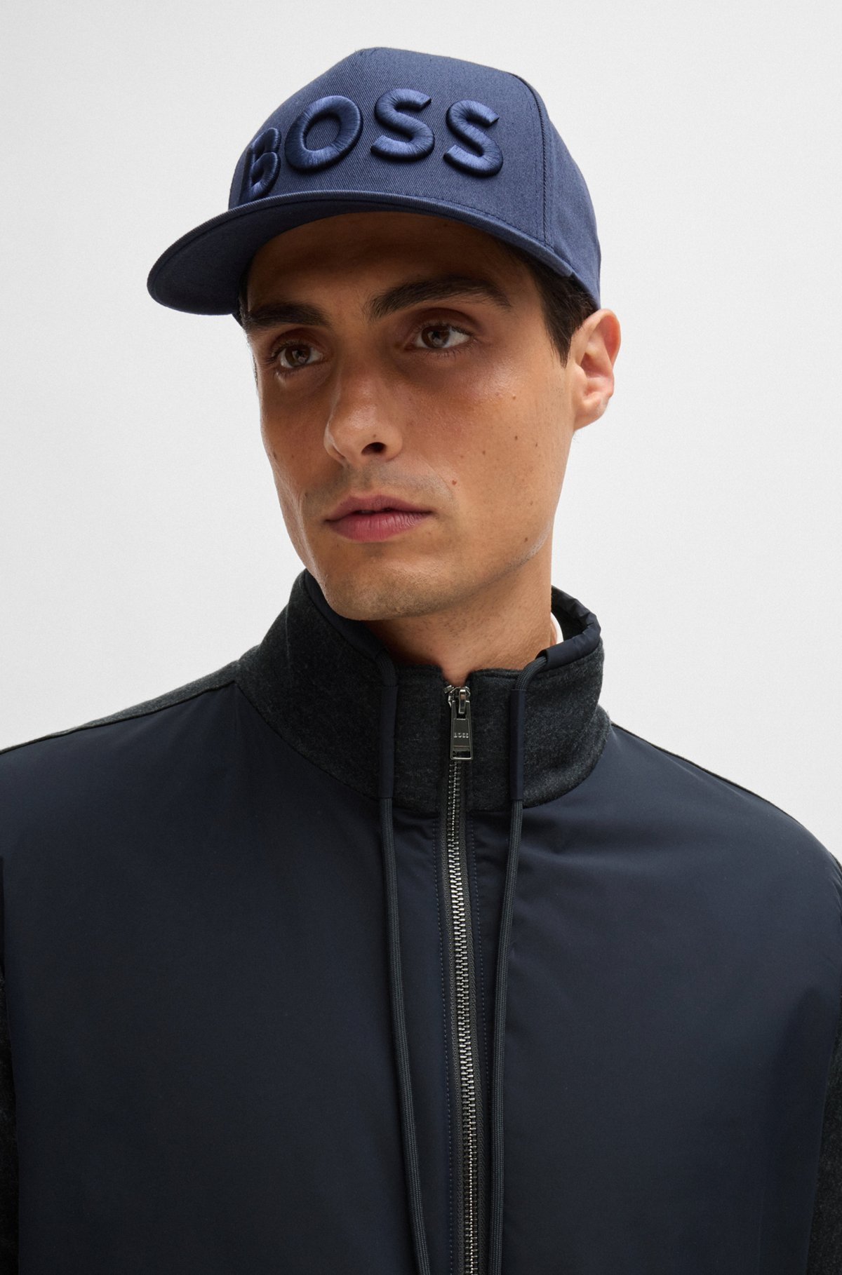 REGULAR-FIT ZIPPED SWEATSHIRT IN MIXED MATERIALS - 3