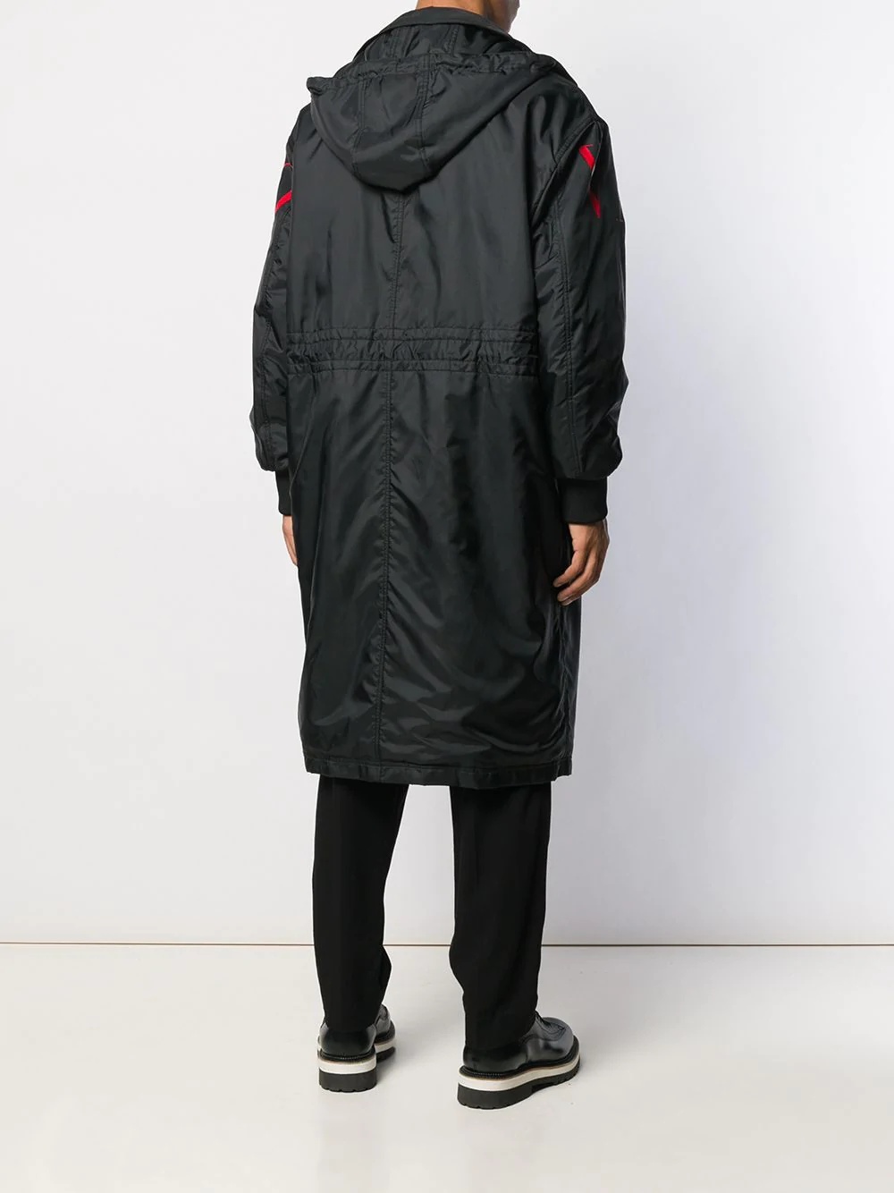 logo raincoat - 4