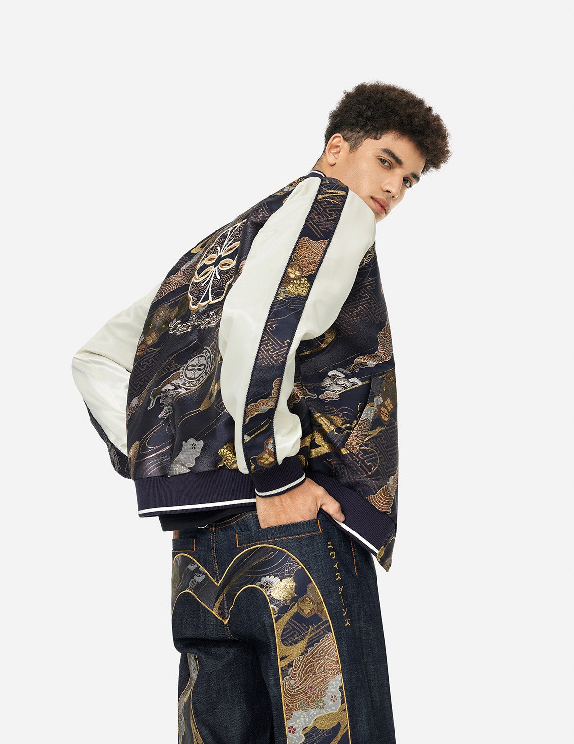 Kamon Brocade Appliqué Regular Fit Souvenior Jacket - 6