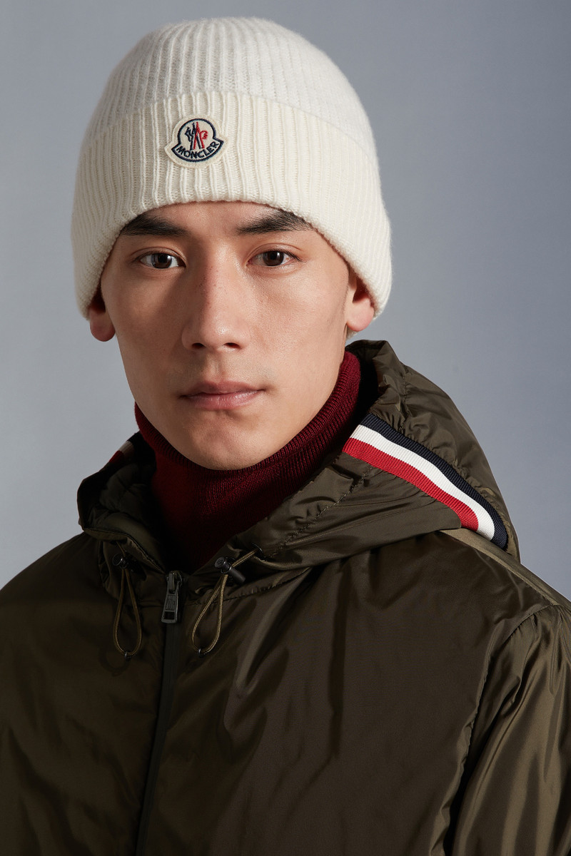 Moncler Cashmere Blend Beanie outlook