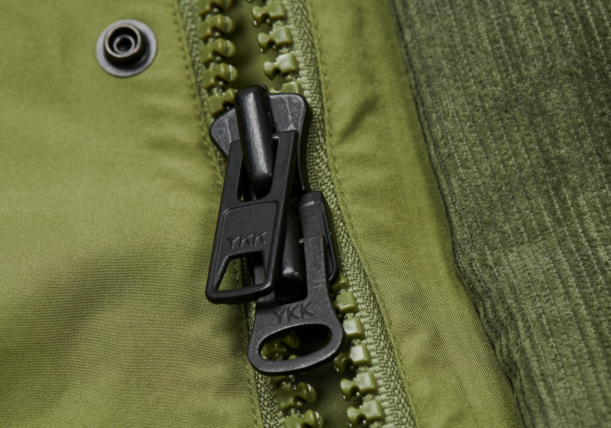 PALACE ENGINEERED GARMENTS GORE-TEX FIELD PARKA OLIVE - 13