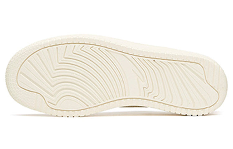 (WMNS) ANTA Life Series Sneakers 'White Orange Blue' 922118018-3 - 6