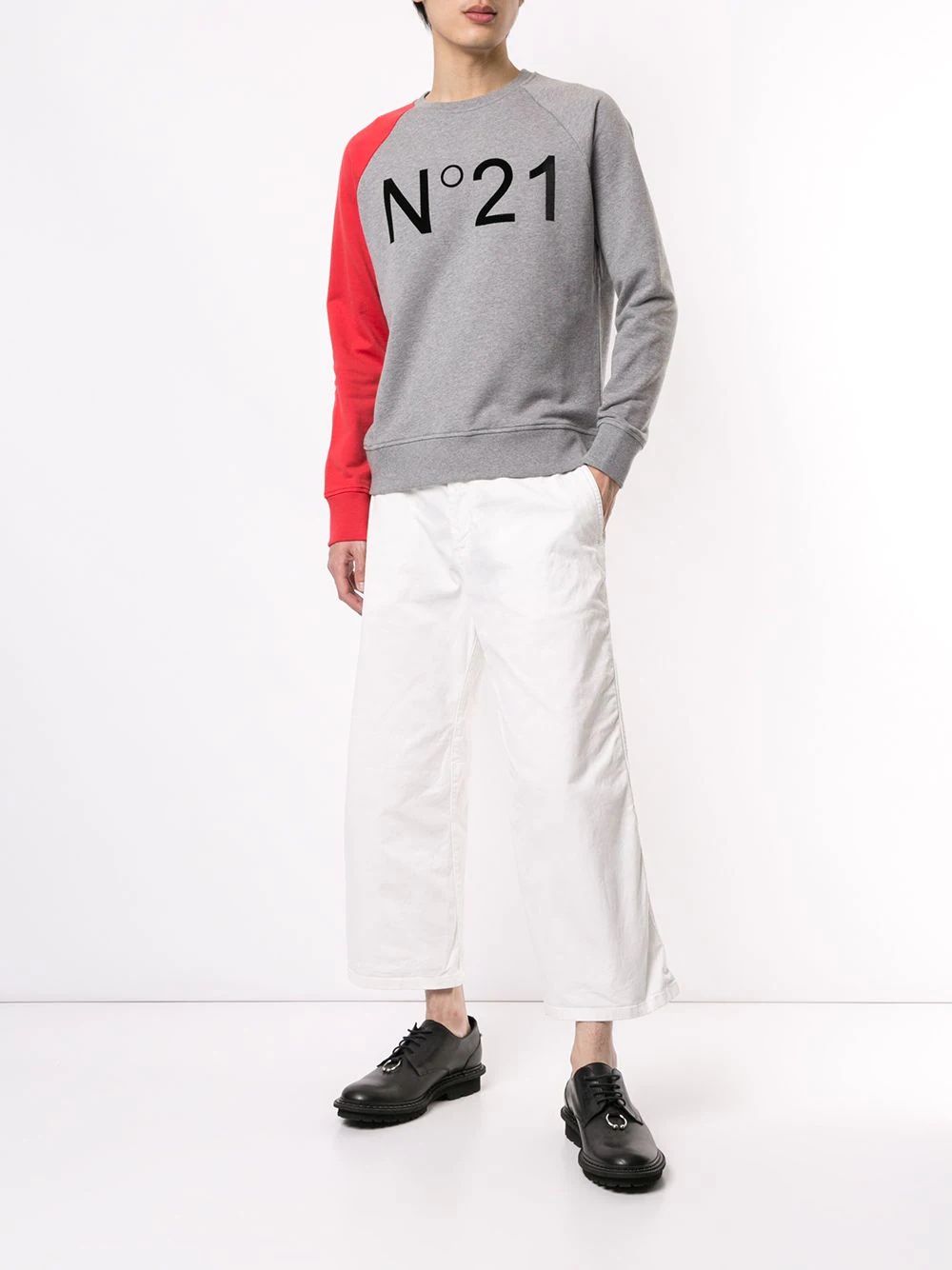 contrast logo patch sweatshirt - 2