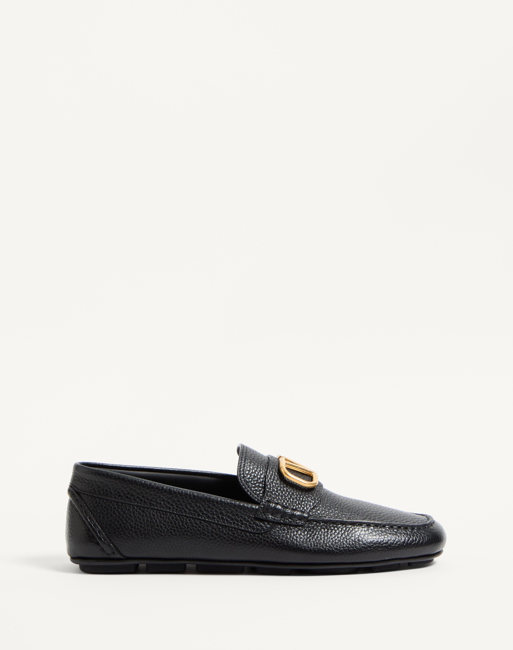 VLOGO SIGNATURE GRAINY CALFSKIN DRIVING SHOE - 1