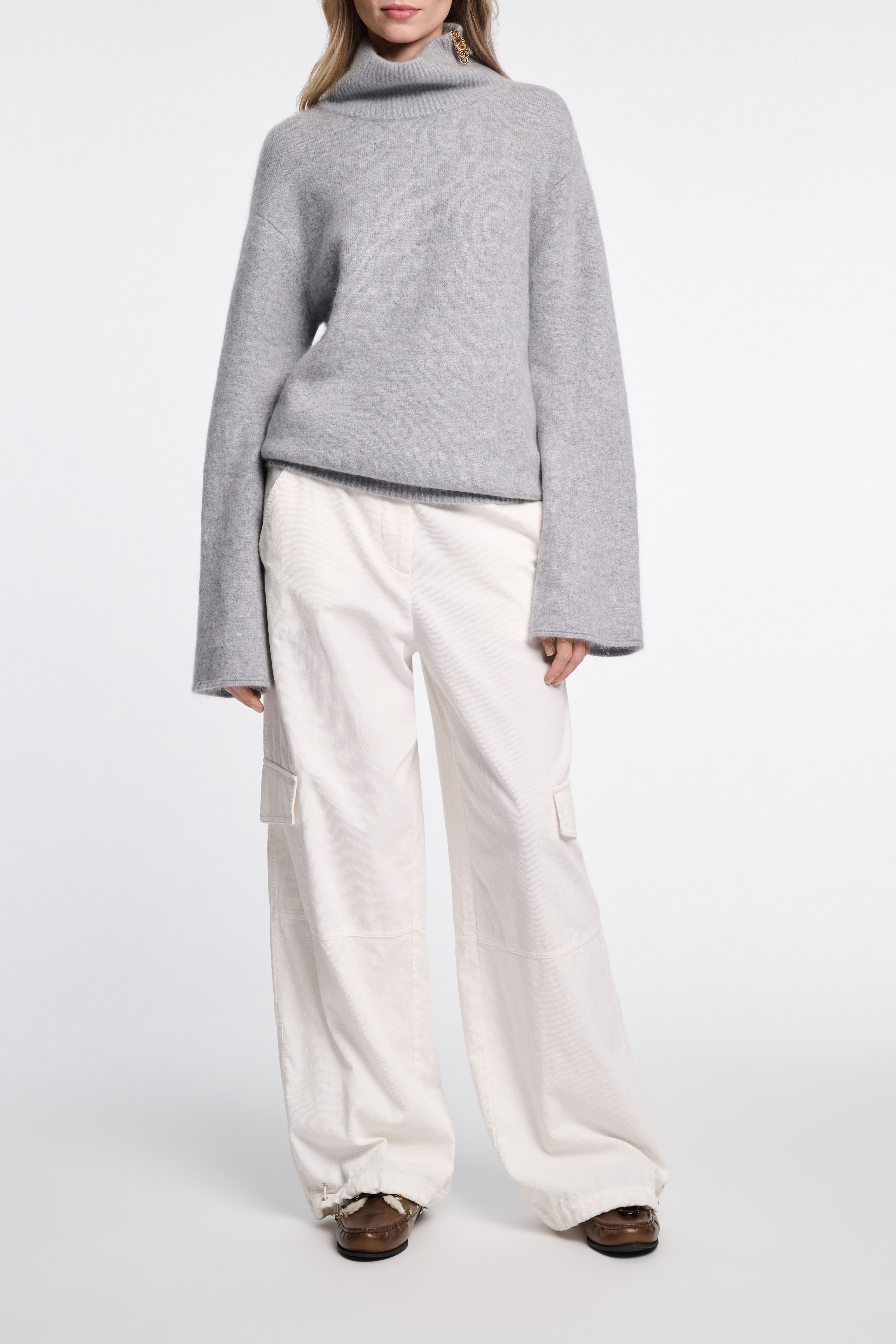 FLUFFY STATEMENTS pullover - 3