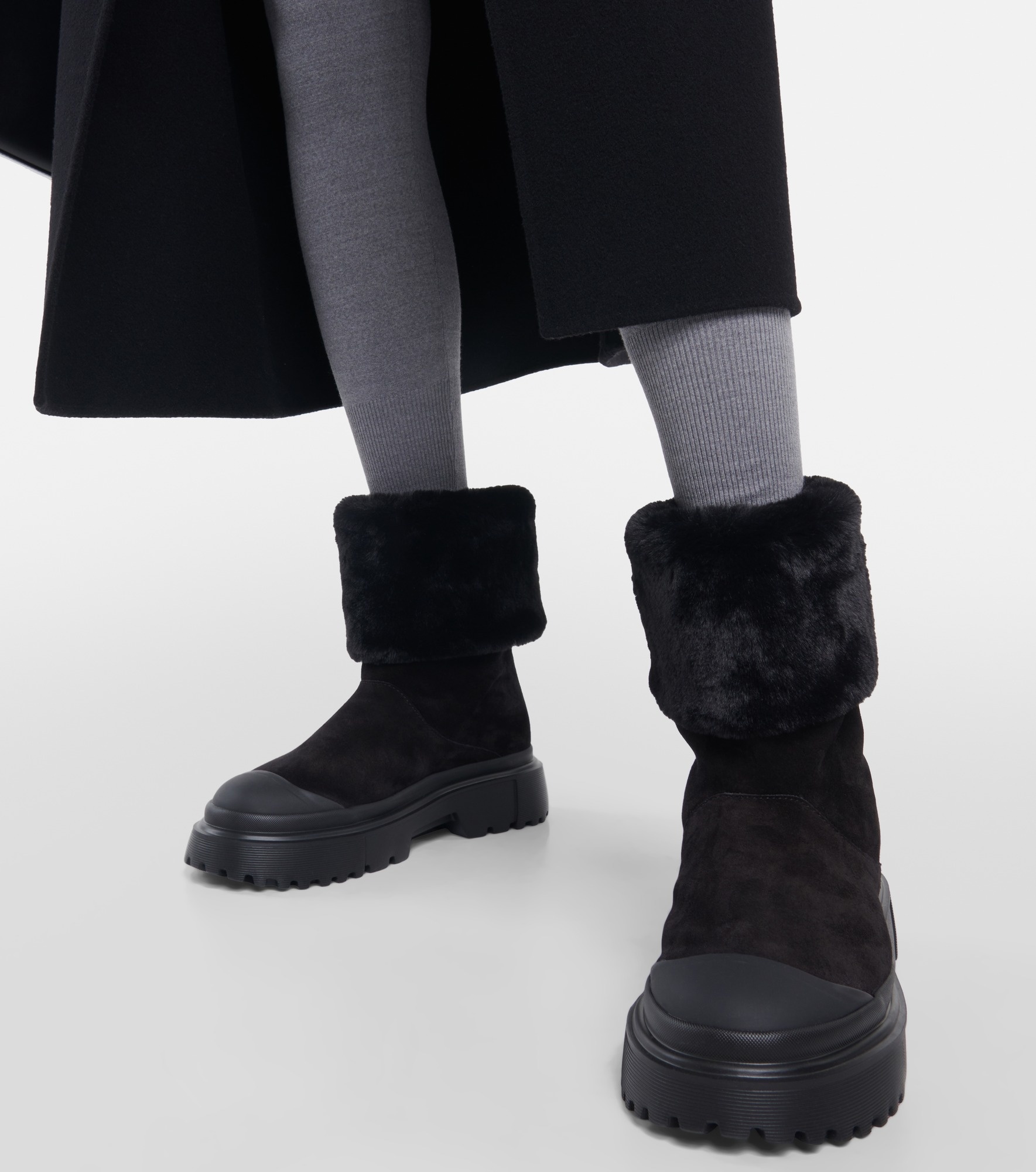 H619 suede ankle boots - 4