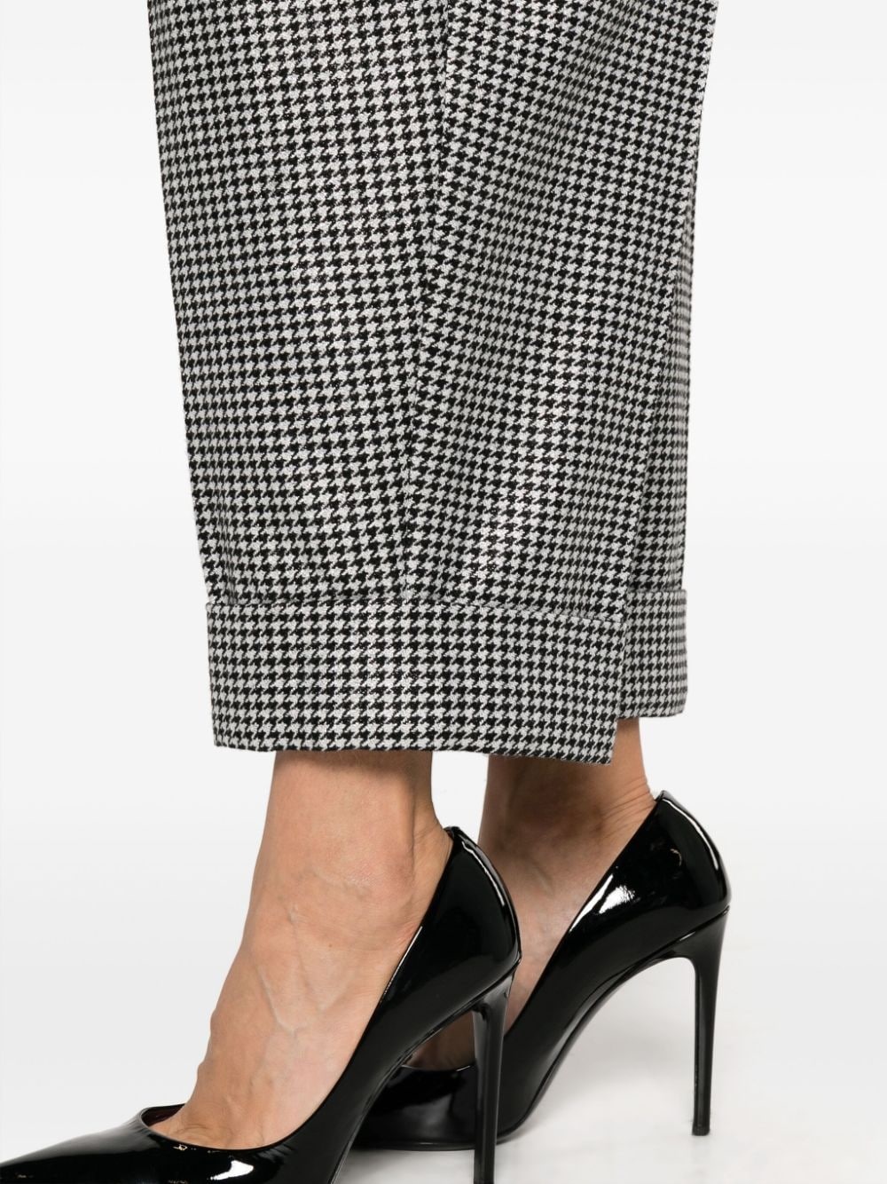 pleated houndstooth-patterned trousers - 5