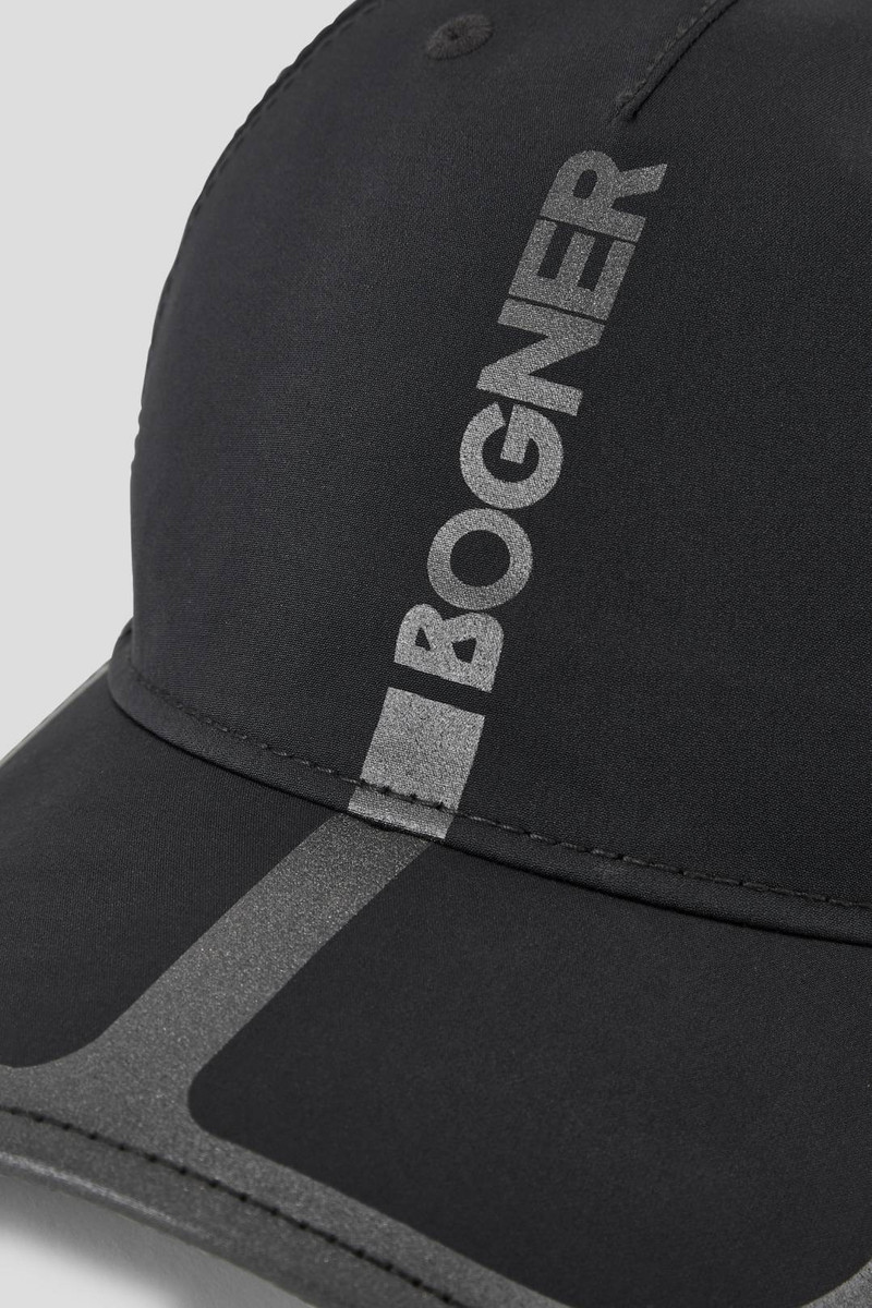 SAMMY CAP IN BLACK 3